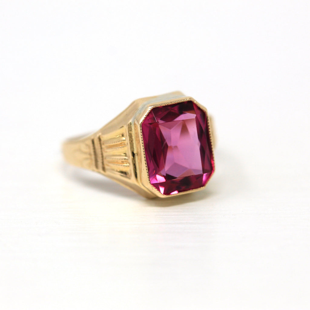 Vintage Pink Ring - Retro Era 10k Yellow Gold Purple Glass Stone - Vintage Mid Century Circa 1940s Size 5 1/2 Fine Jewelry