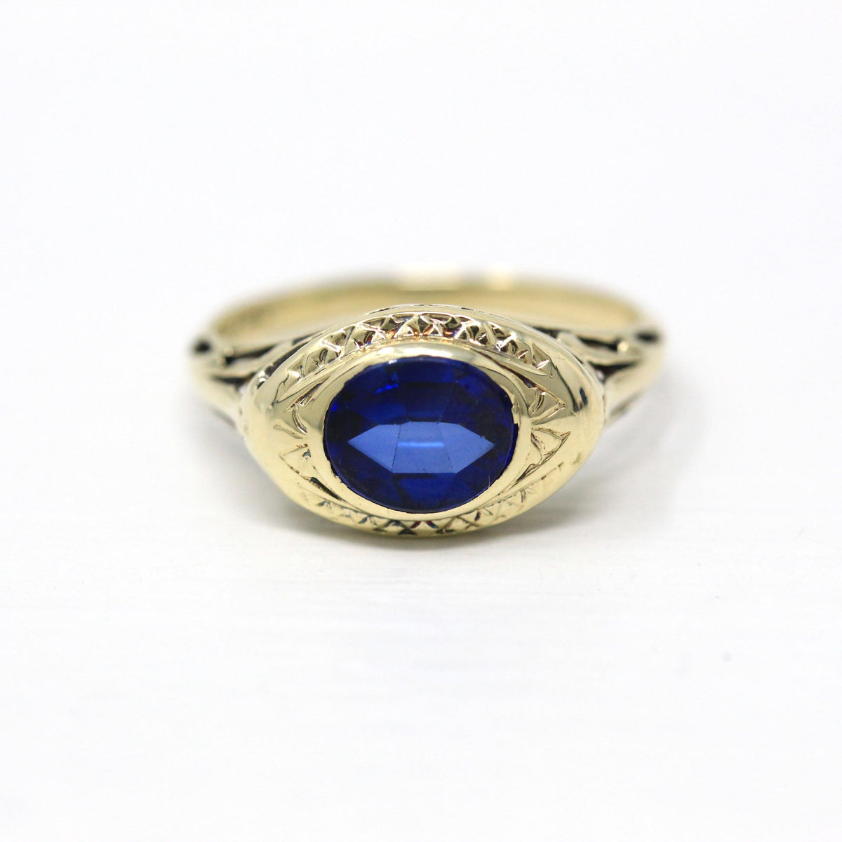 Created Blue Sapphire Ring - Art Deco 14k Yellow Gold Oval .87 CT Blue ...