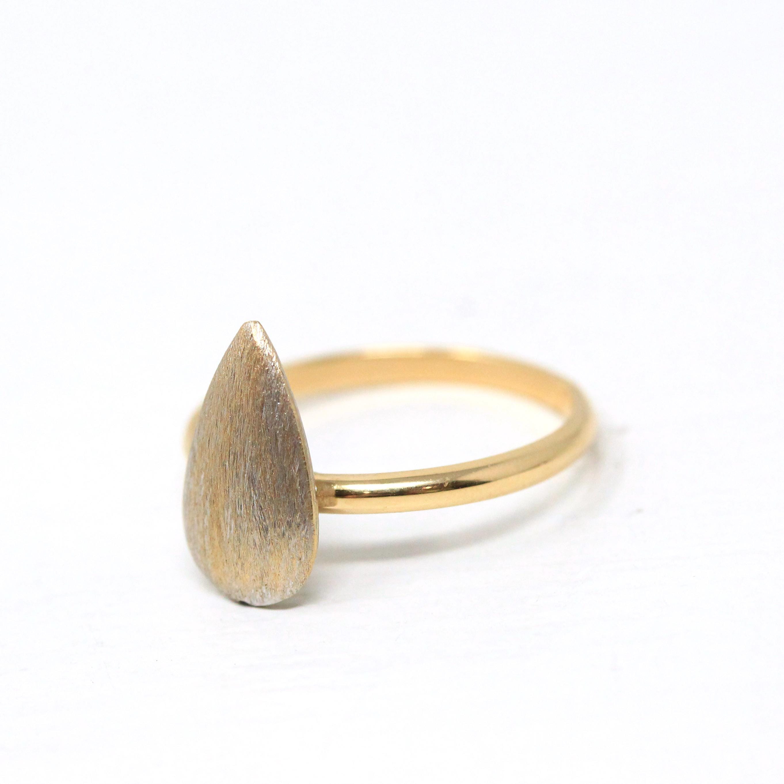 Modern Teardrop Ring Estate 18k Gold Yellow White Two Tone