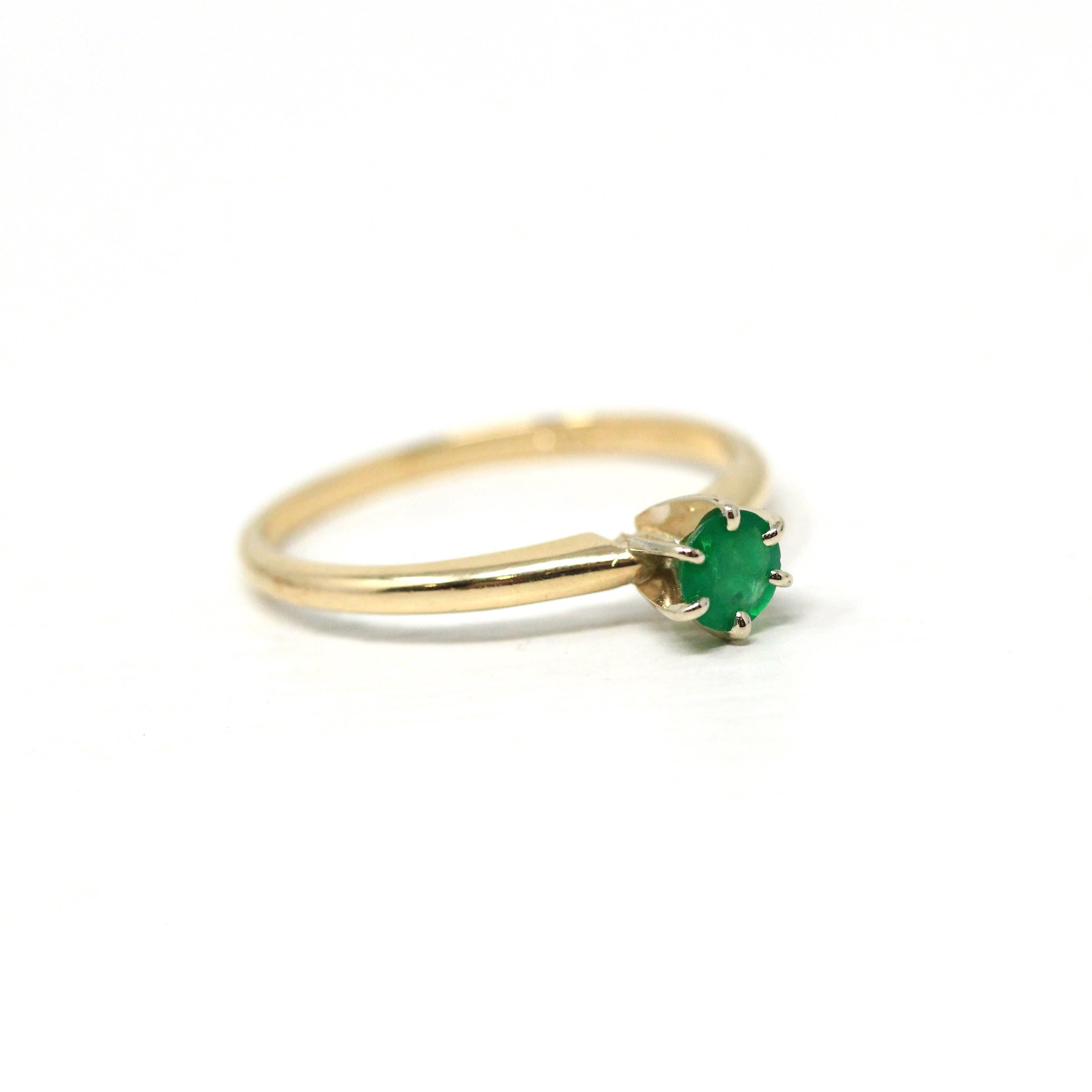 Genuine Emerald Ring - Estate 14k Yellow Gold Round Faceted Green Gemstone - Modern Circa 2000's Era Size 6 1/2 May Birthstone Fine Jewelry