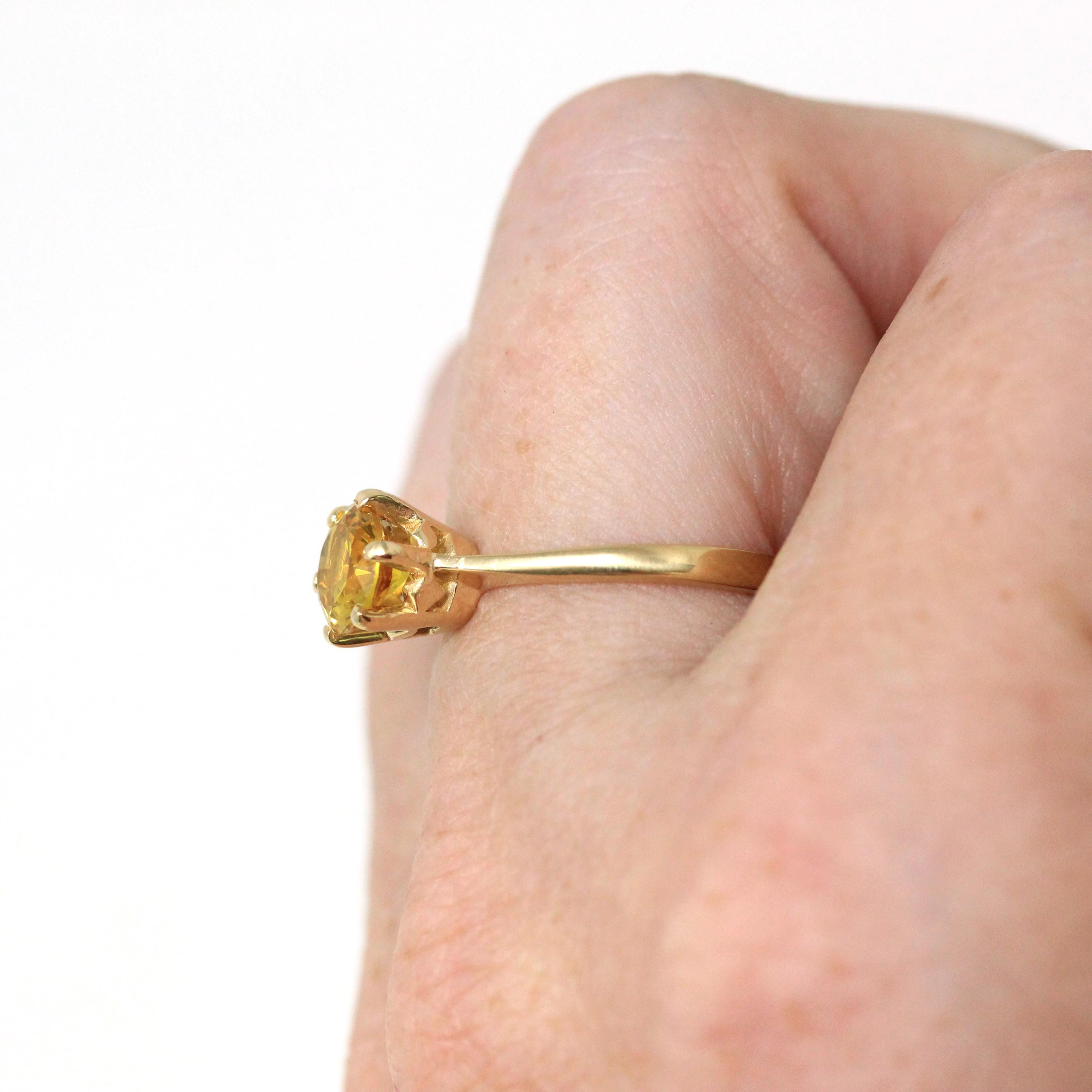 Created Yellow Sapphire Ring - Retro 10k Gold Round Faceted