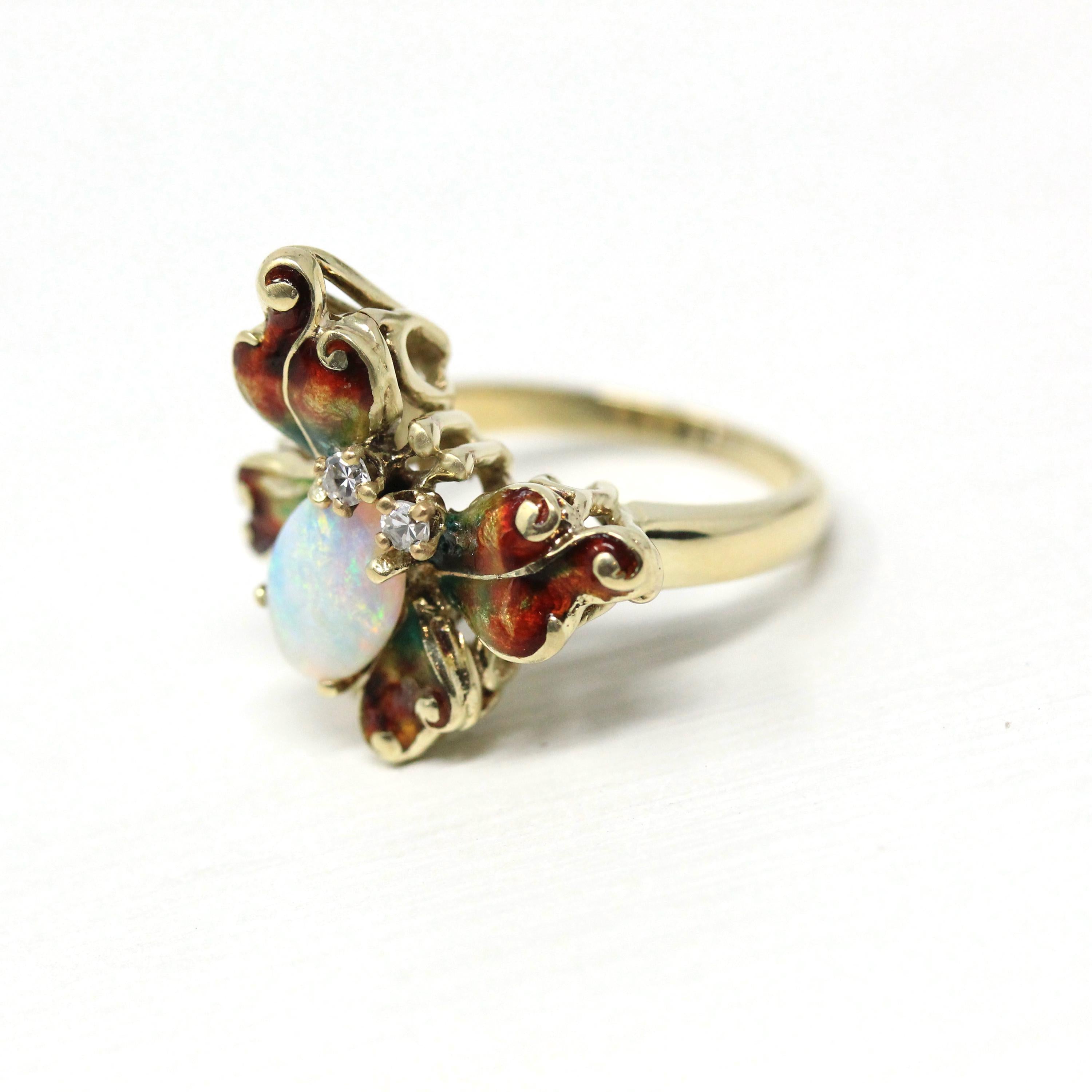 Vintage Butterfly Ring - Retro Era 14k Yellow Gold Genuine