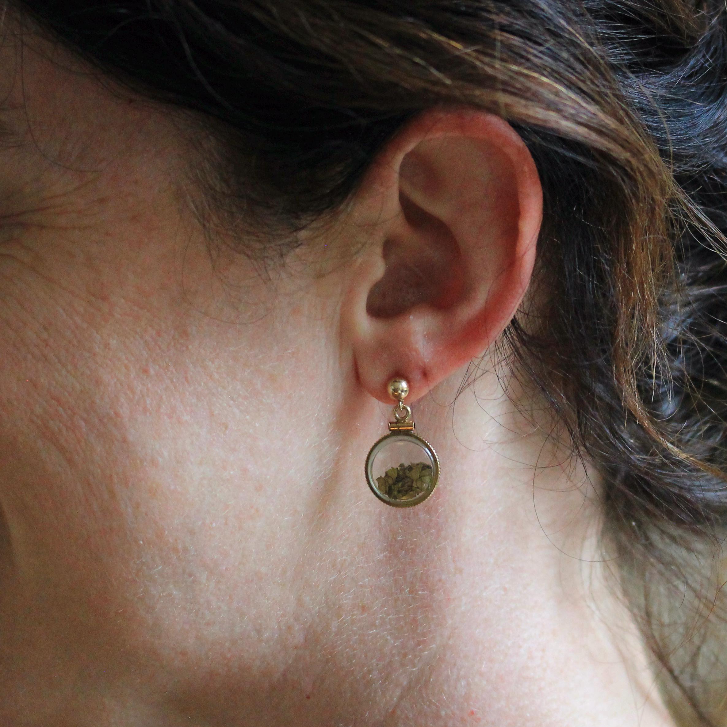 Gold Flake Earrings - Estate 14k Gold Filled Push Backs Posts - Vintage Circa 1980s Era Drop Dangle Alaskan Nugget Souvenir Fine Jewelry