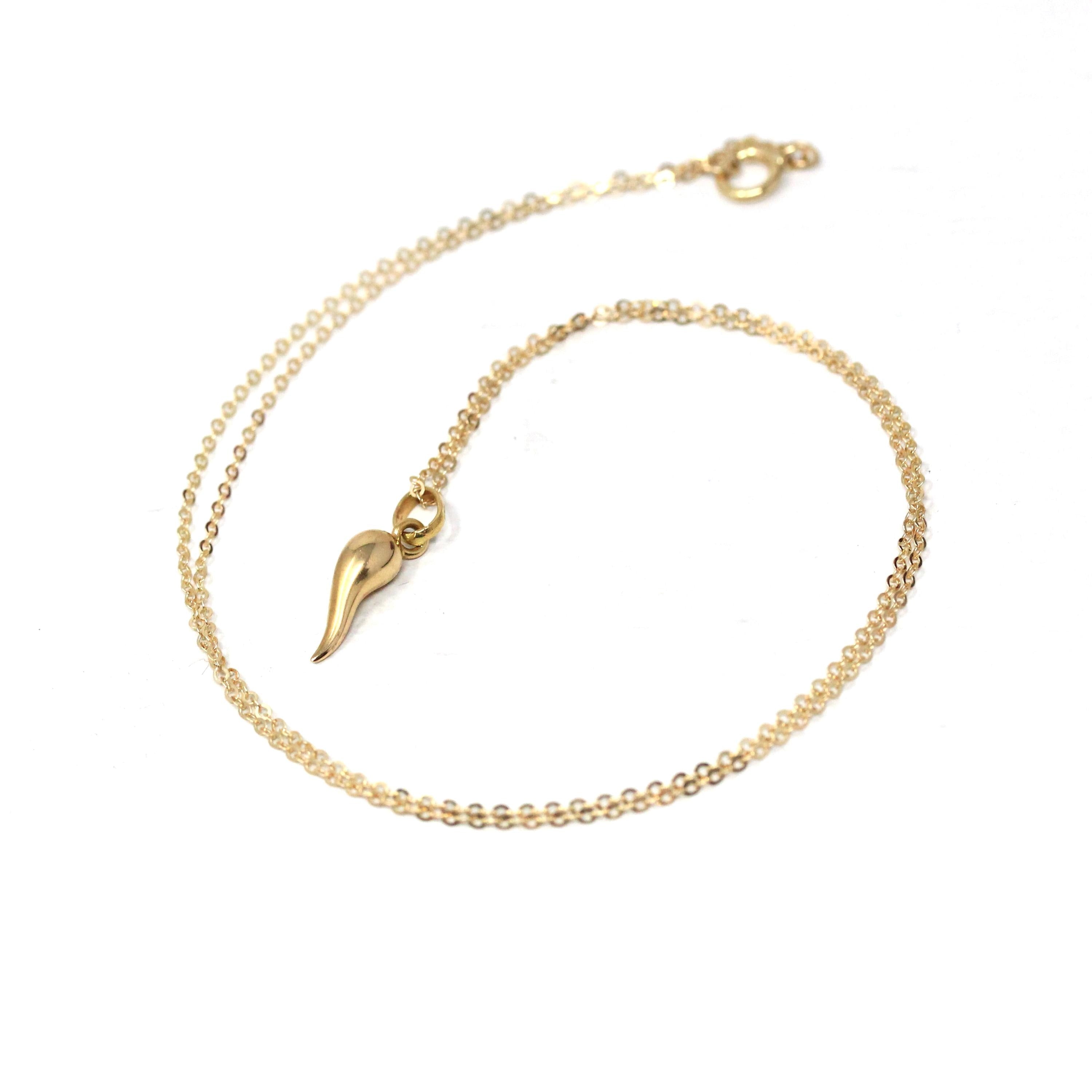 Italian Horn Charm - Retro 18k Yellow Gold Italy Cornicello Good Luck Pendant Necklace - Vintage Circa 1970s Ward Off Evil Amulet Jewelry