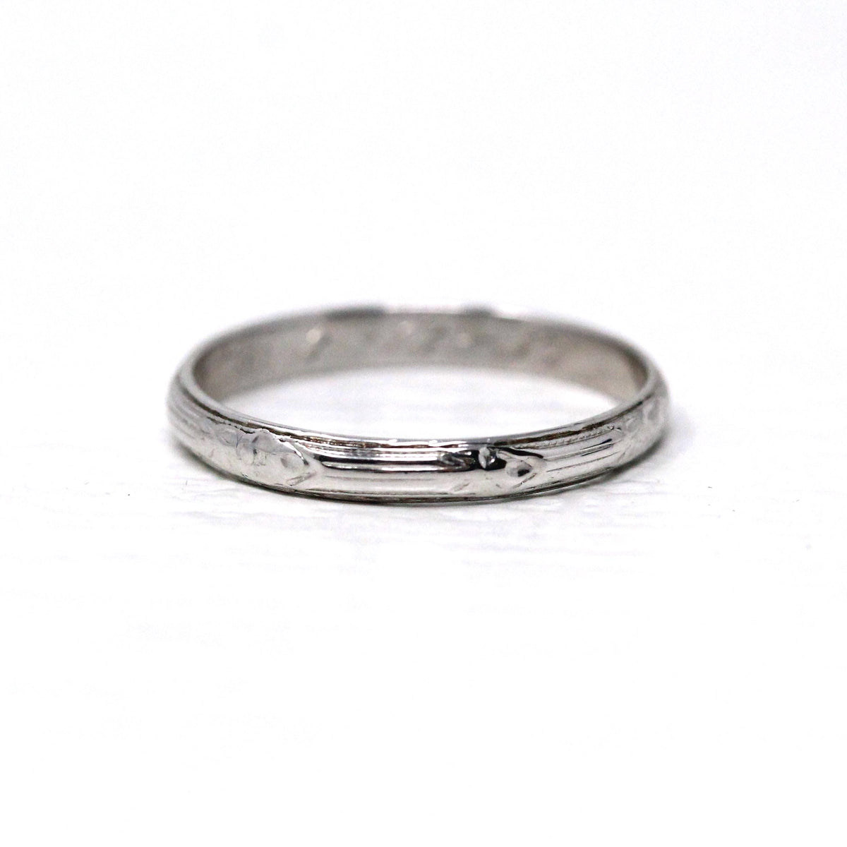 Art Deco Wedding Band - Vintage 18k White Gold Orange Blossom Eternity Ring - Circa 1930s Era Size 5 Bridal Stacking Fine 30s Floral Jewelry