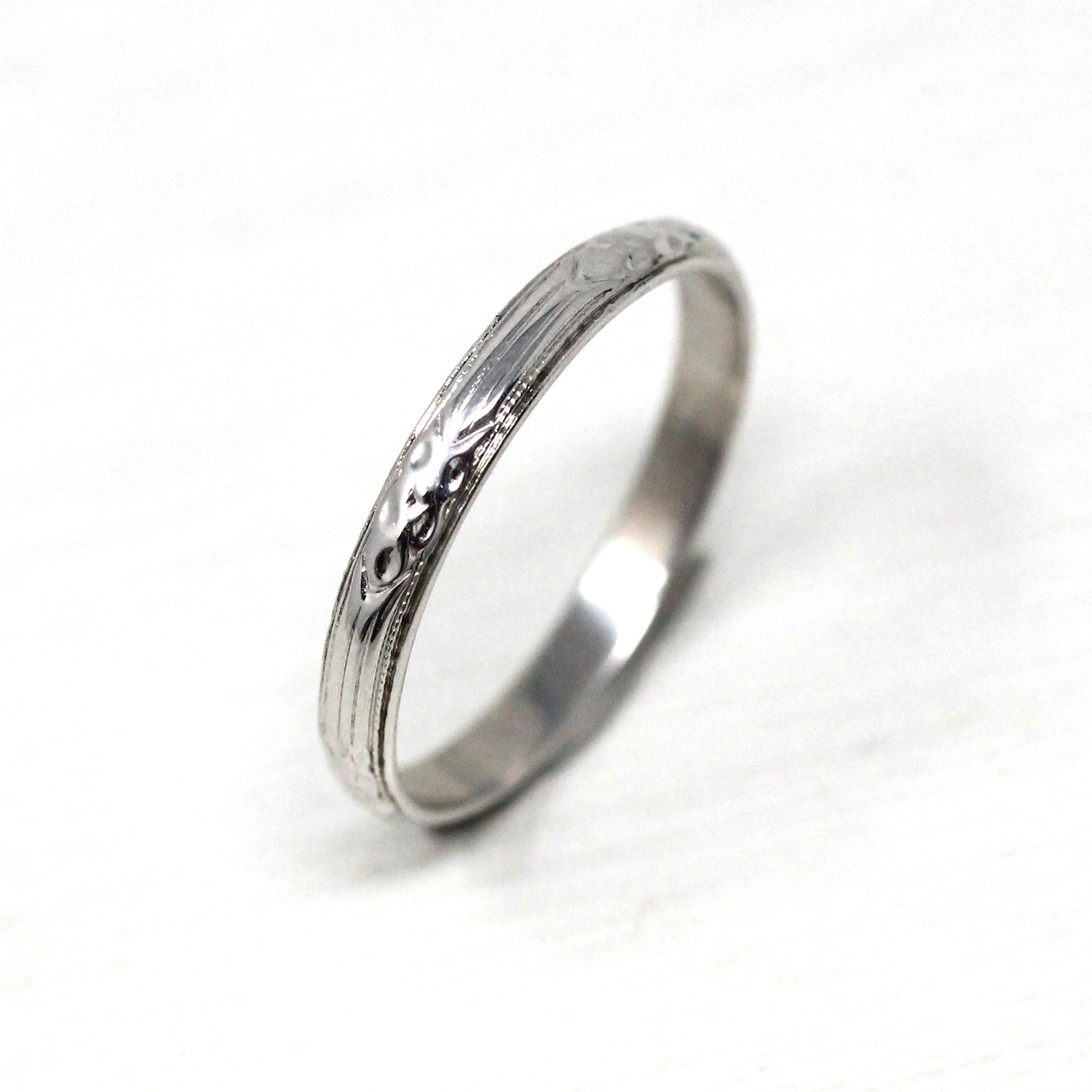 Art Deco Wedding Band - Vintage 18k White Gold Orange Blossom Eternity Ring - Circa 1930s Era Size 5 Bridal Stacking Fine 30s Floral Jewelry