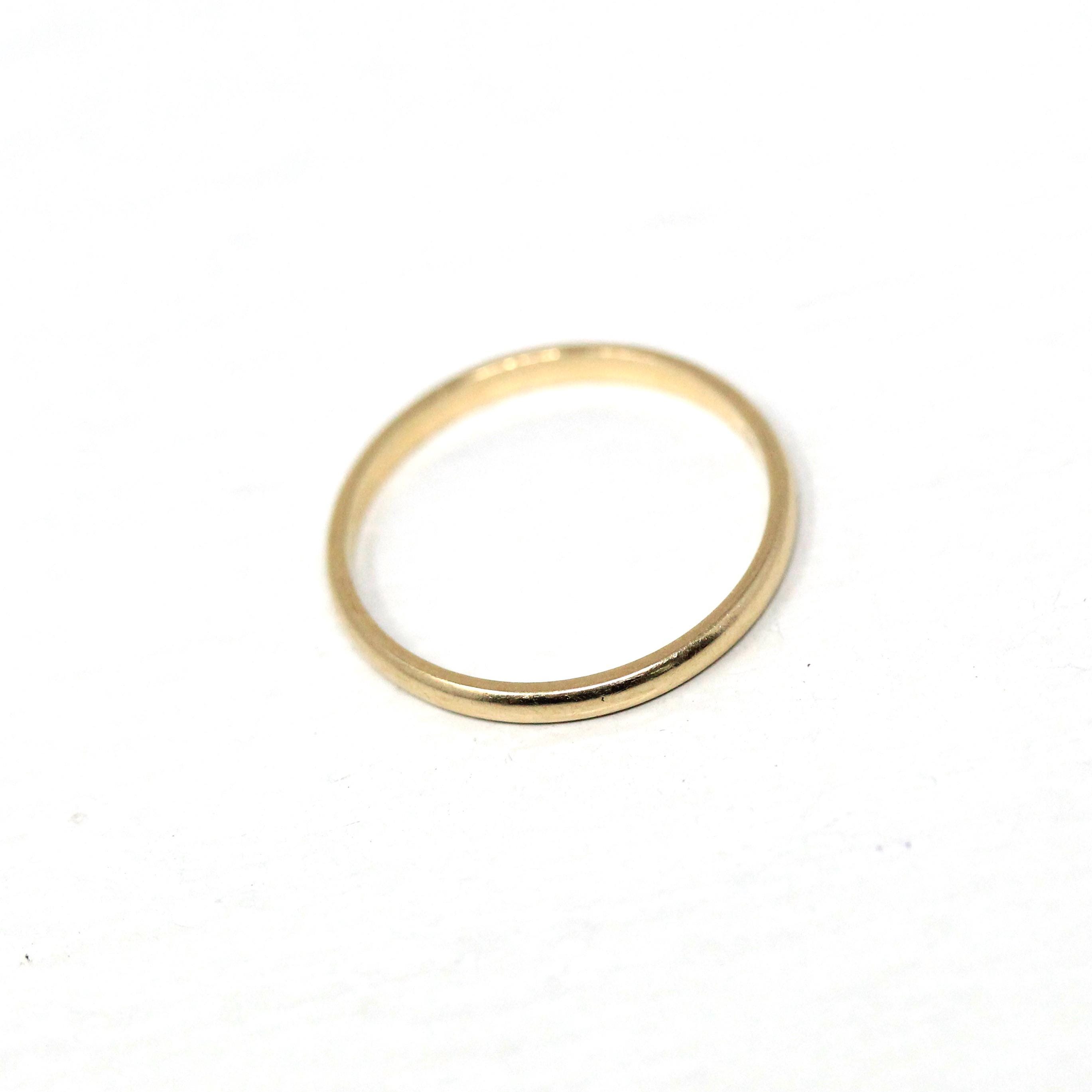 Estate Wedding Band - Minimalist Modern 1990s 14k Yellow Gold Unadorned Plain Polished Ring- Size 5.75 90s Simple Stacking Fine Jewelry