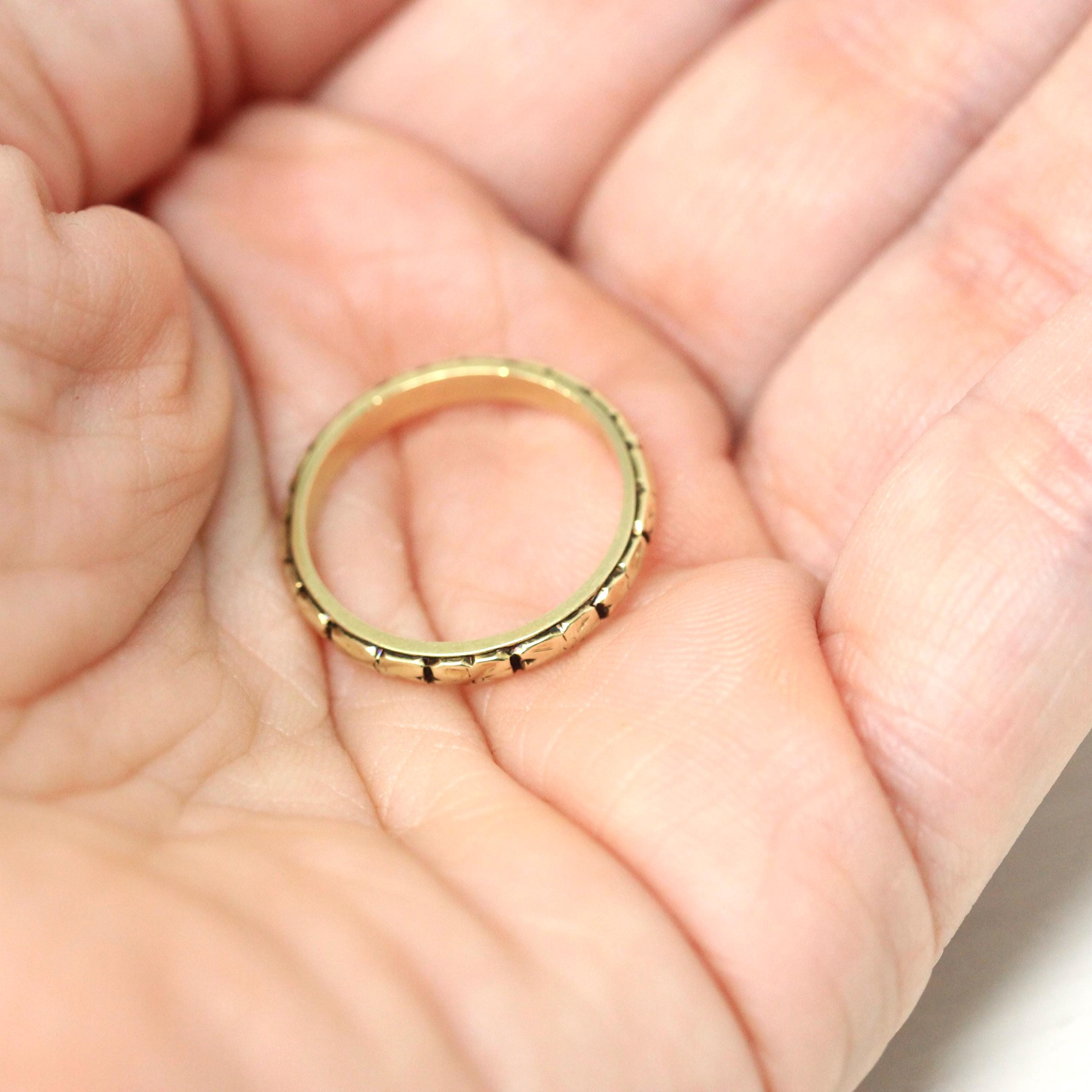 Art Deco Wedding Band - Vintage 14k Yellow Gold Orange Blossom Eternity Designs Ring - Circa 1930s Size 5 3/4 Stacking Bridal Fine Jewelry