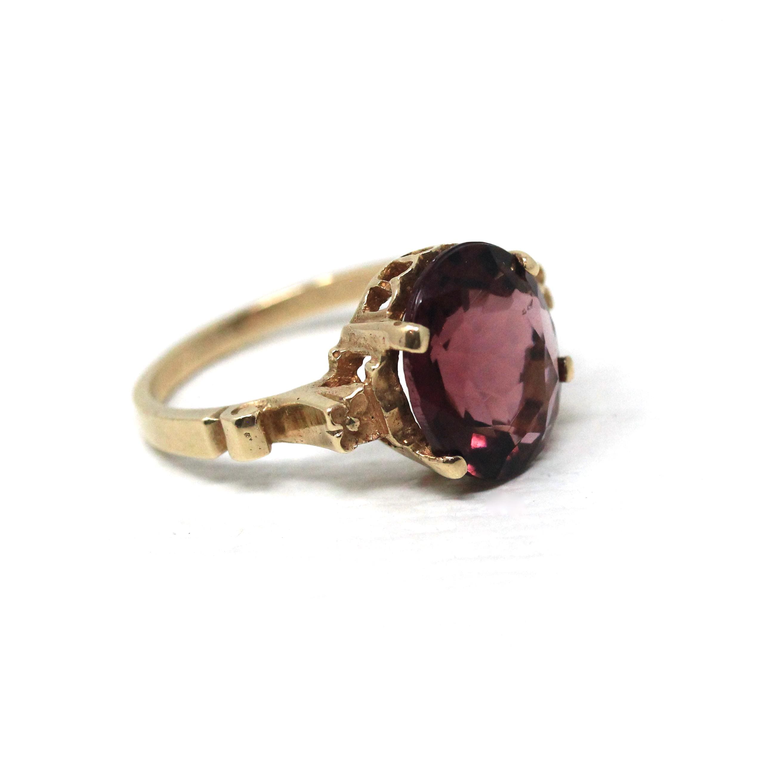 Simulated Amethyst Ring - Retro 10k Yellow Gold Oval Faceted Purple Glass Stone - Circa 1940s Era Size 6 1/2 Fine New Old Stock 40s Jewelry