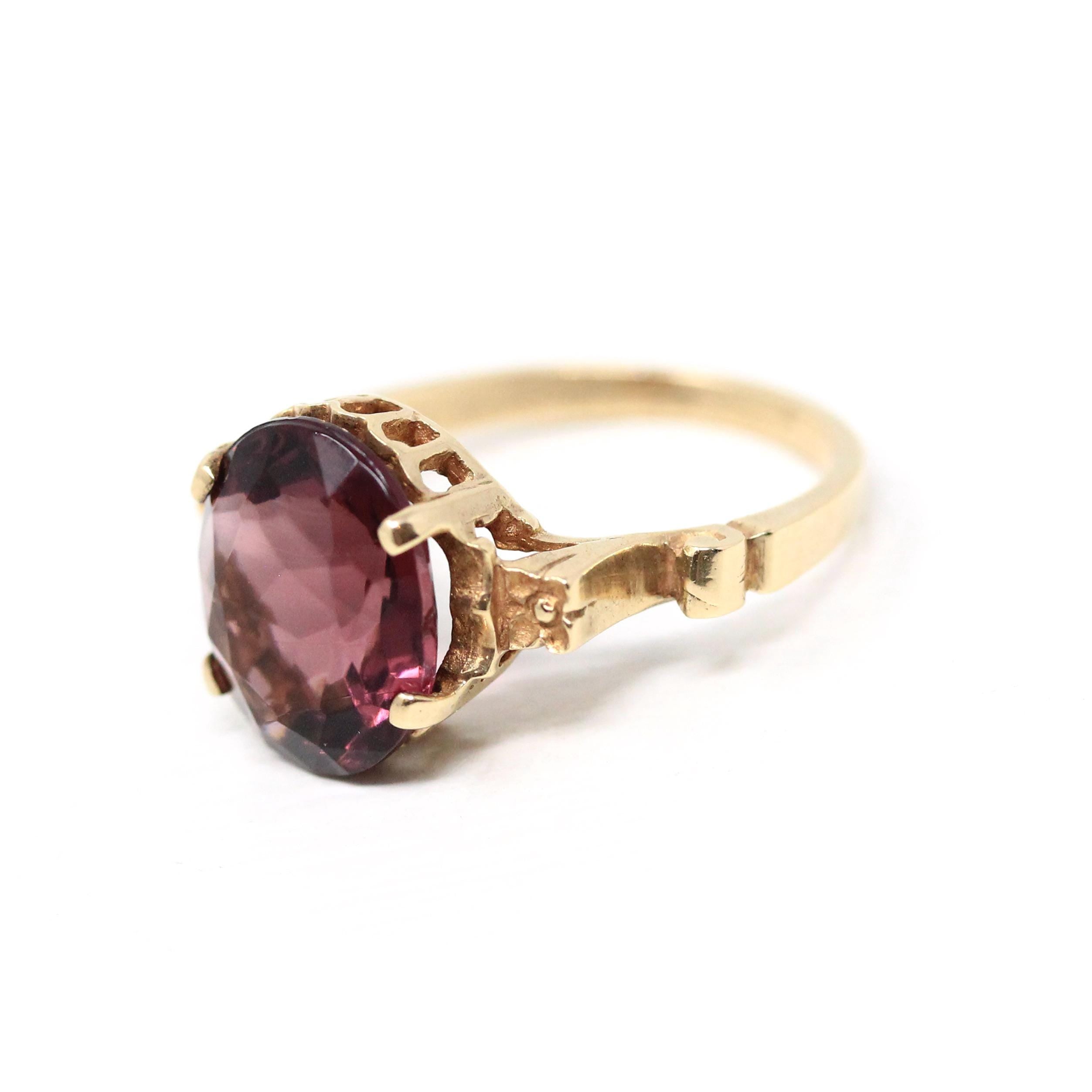 Simulated Amethyst Ring - Retro 10k Yellow Gold Oval Faceted Purple Glass Stone - Circa 1940s Era Size 6 1/2 Fine New Old Stock 40s Jewelry