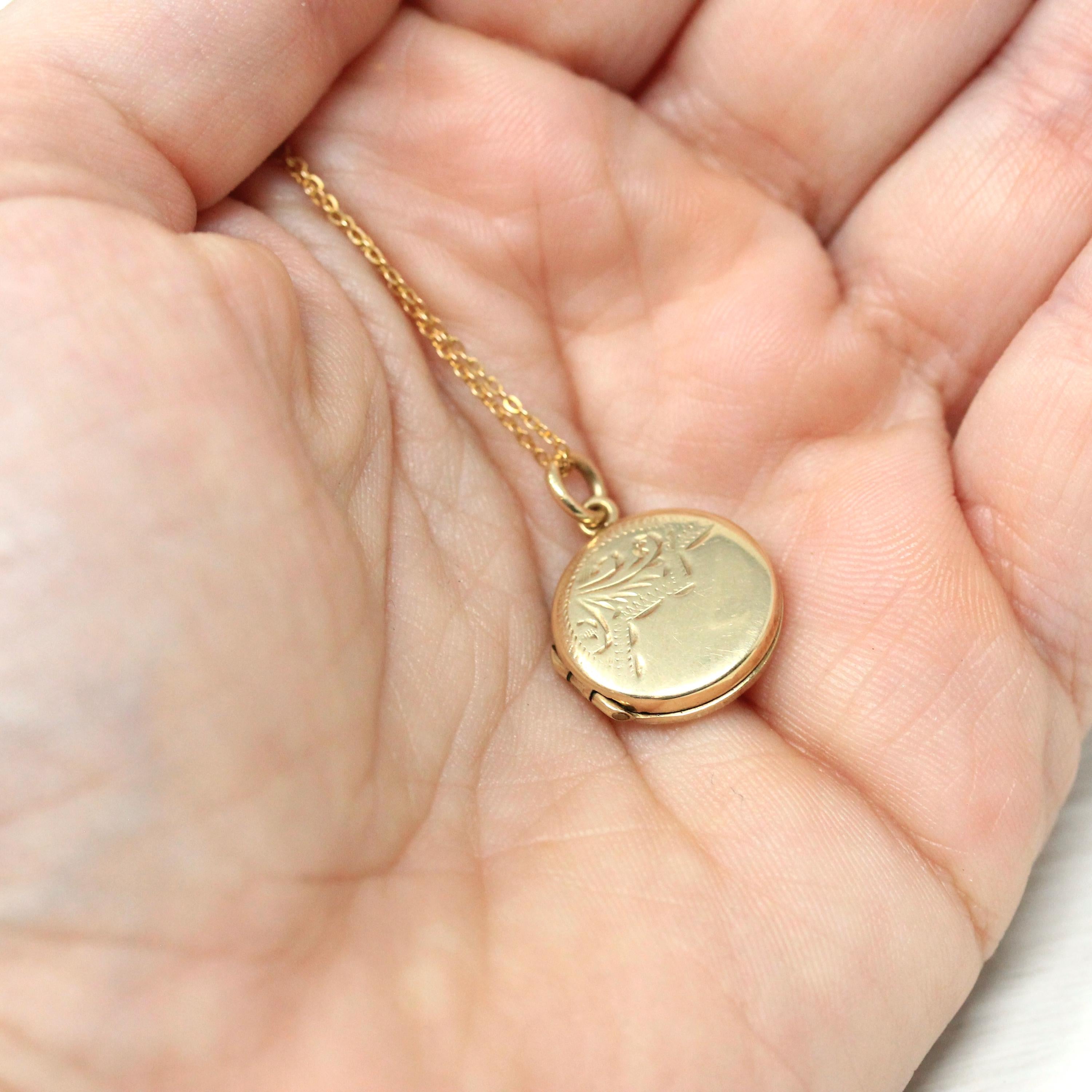 Vintage Photo Locket - Retro 9k Yellow Gold Round Keepsake Pendant Necklace - Circa 1963 1964 Era Floral Photograph Fine Birmingham Jewelry