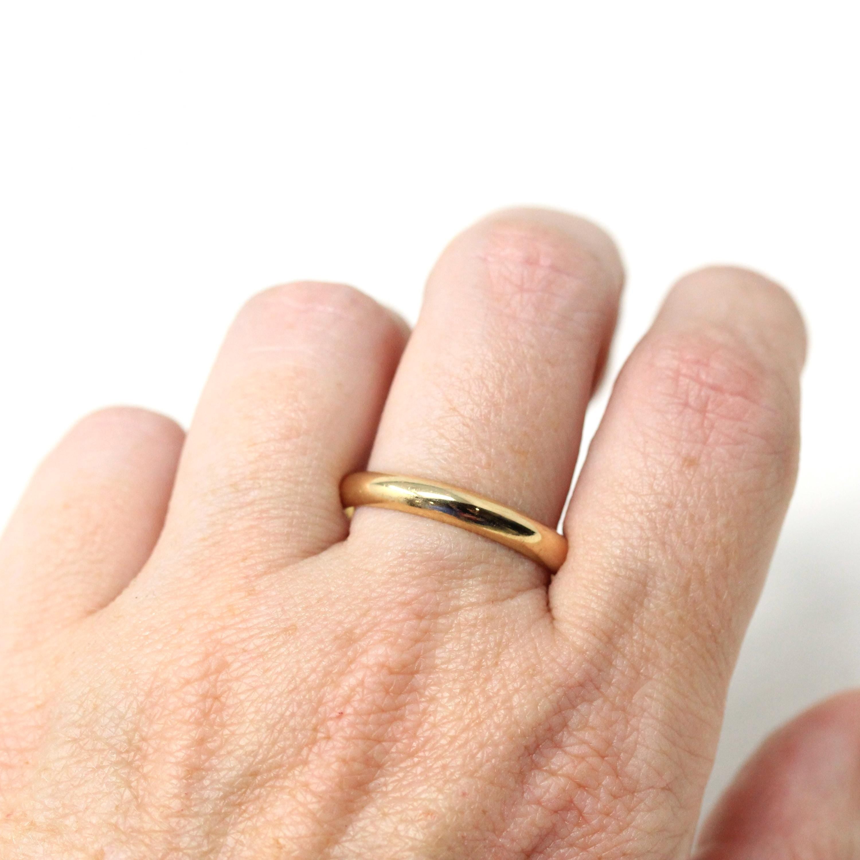 Vintage Wedding Band - 14k Yellow Gold Plain Simple Unadorned Minimal Unisex Ring - Retro Size 10 1/2 Stacking Men's Women's Bridal Jewelry