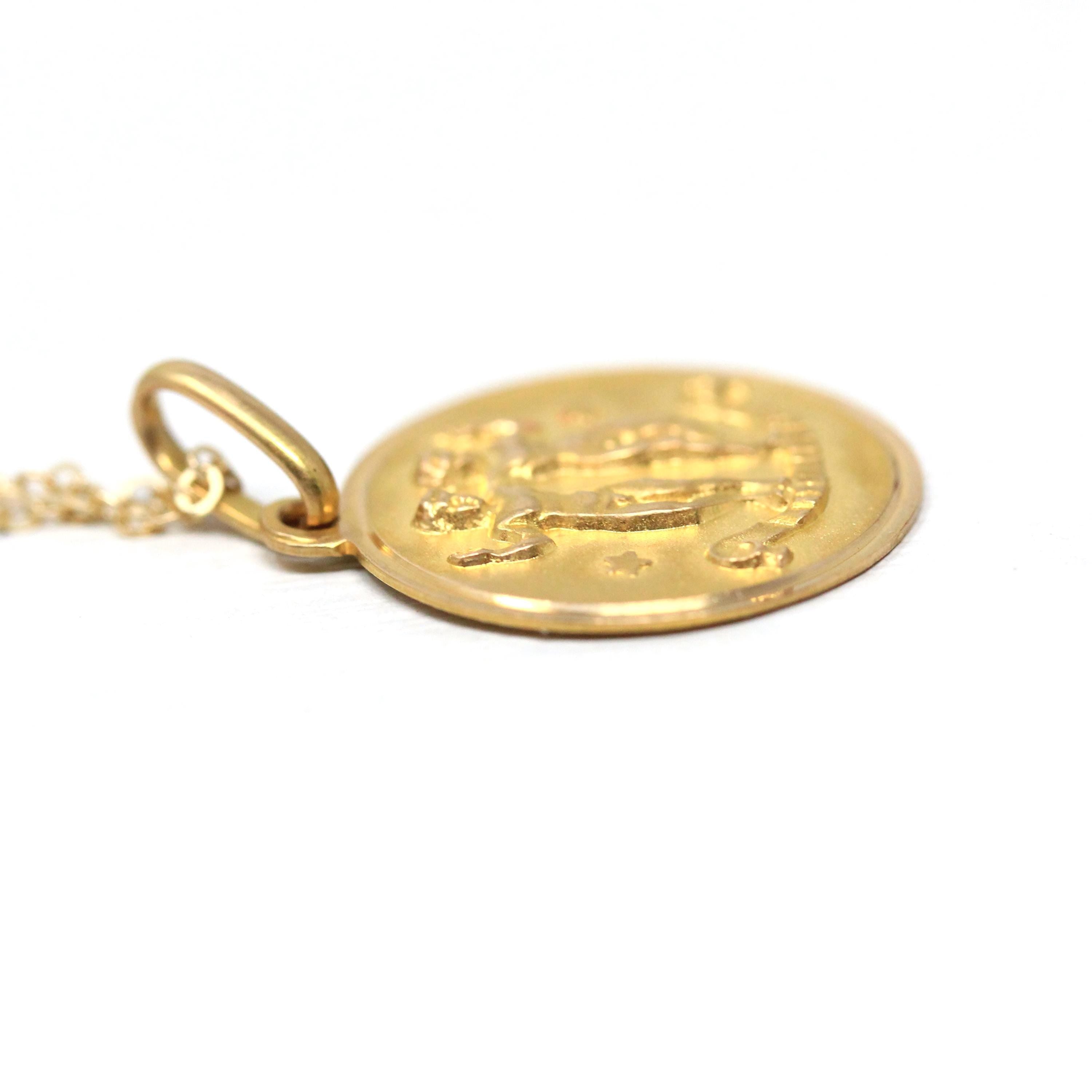 Estate Gemini Charm - Modern 18k Yellow Gold The Twins Air Element Pendant Necklace - Circa 1990s Era Zodiac Italian Italy Fine 90s Jewelry