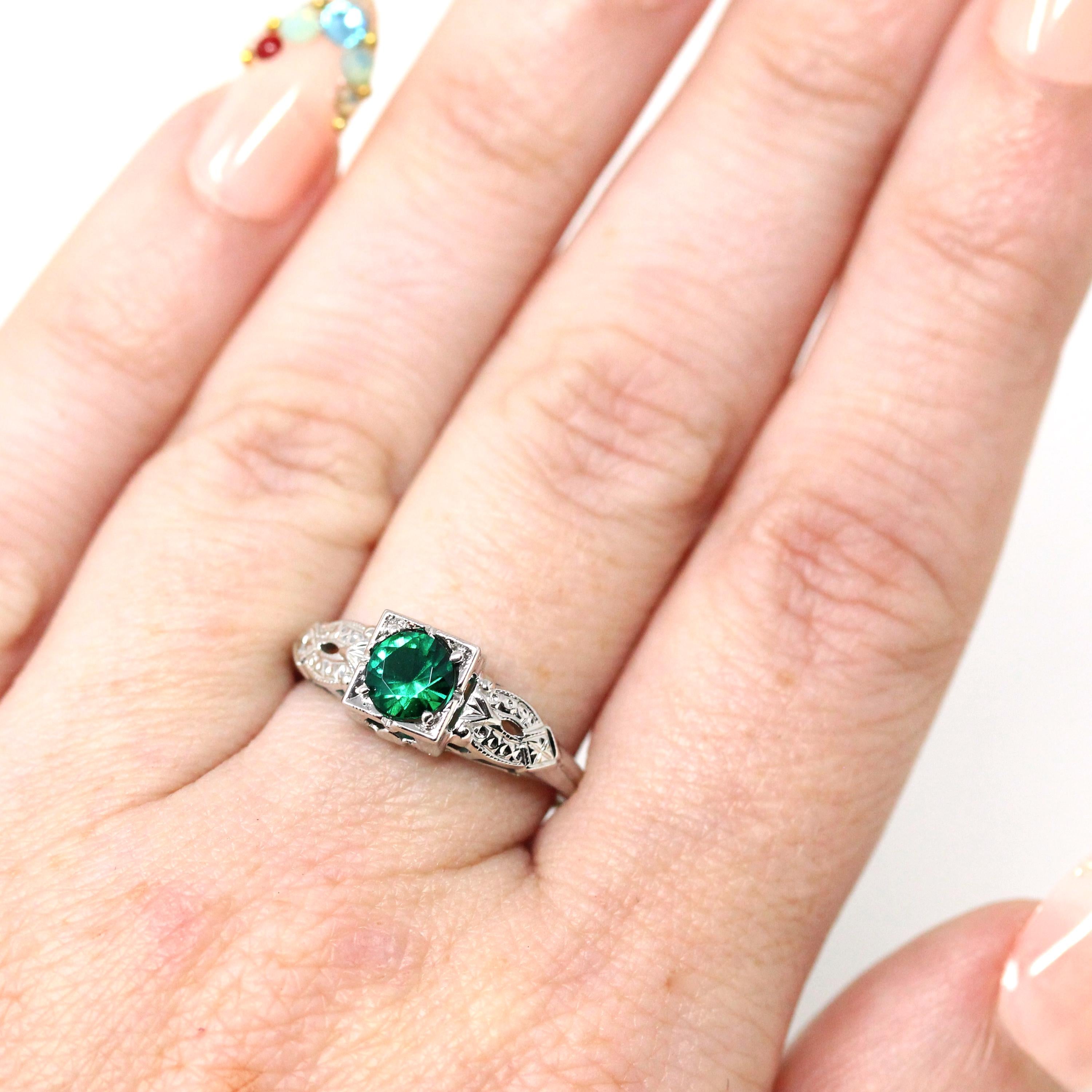 Mid Century Ring - Vintage 14k White Gold Square Set Round Created Emerald Gemstone - Circa 1950s Era Size 6 3/4 Green Gem Fine 50s Jewelry