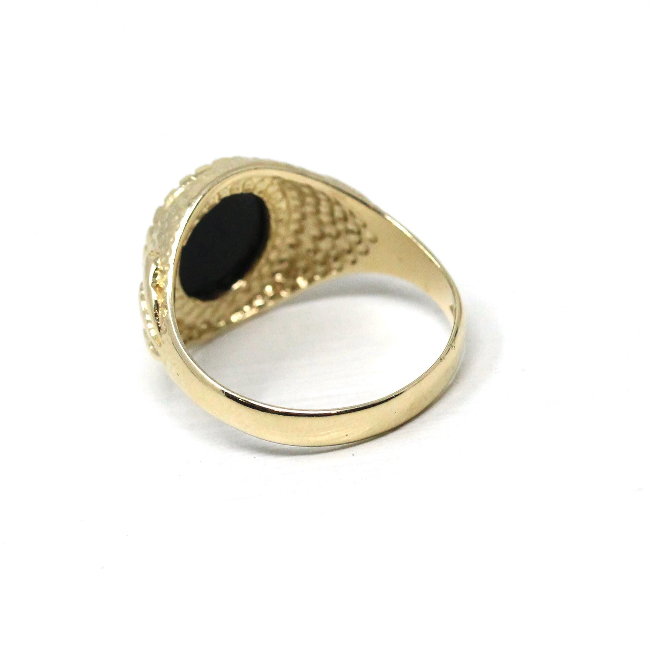 Onyx Signet Ring - English 9k Yellow Gold Oval Black Chalcedony Gem - Size 9 3/4 Hallmarked 1989 Unisex Statement Fine Diagonal Line Jewelry