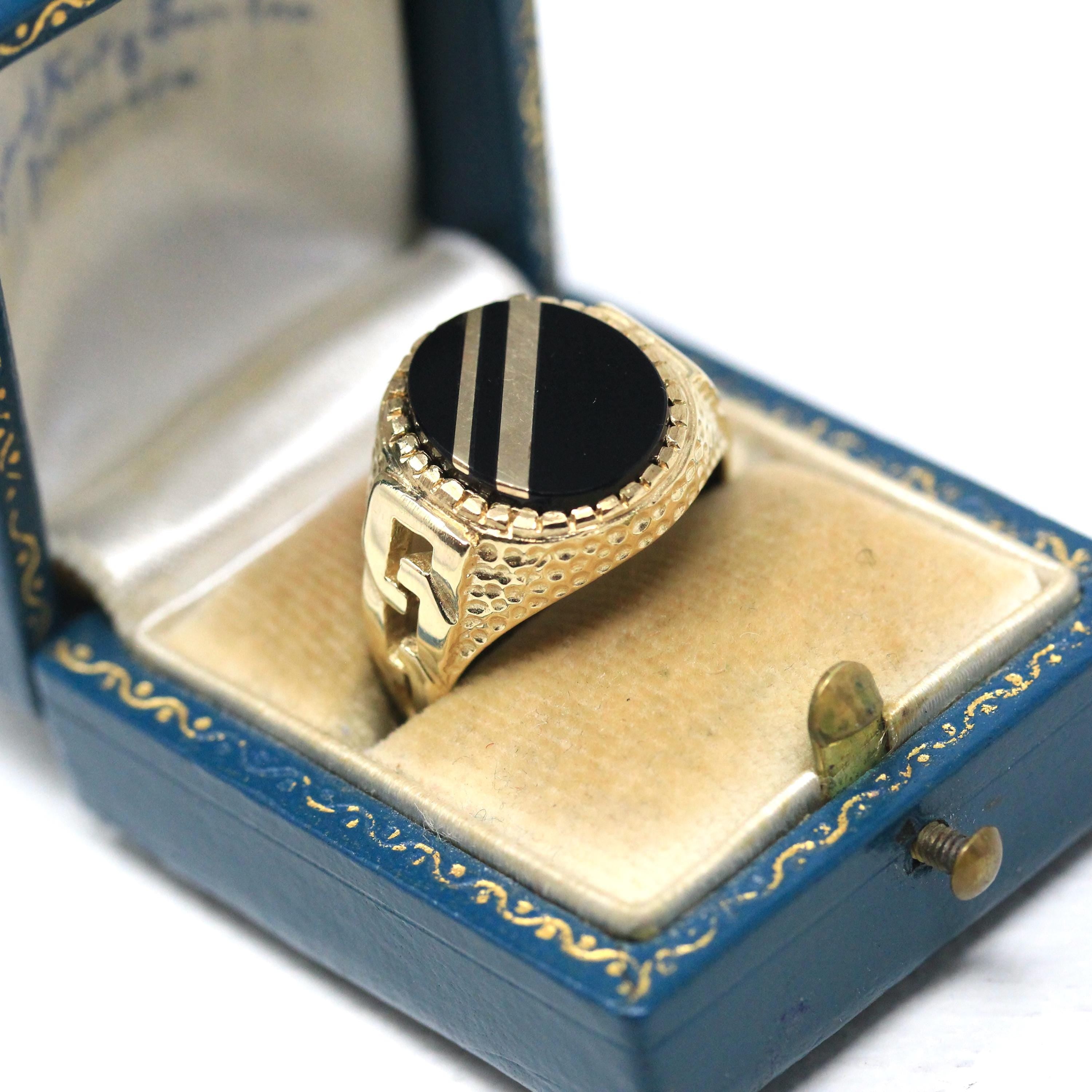 Onyx Signet Ring - English 9k Yellow Gold Oval Black Chalcedony Gem - Size 9 Vintage Unisex Statement Fine Greek Key Diagonal Line Jewelry