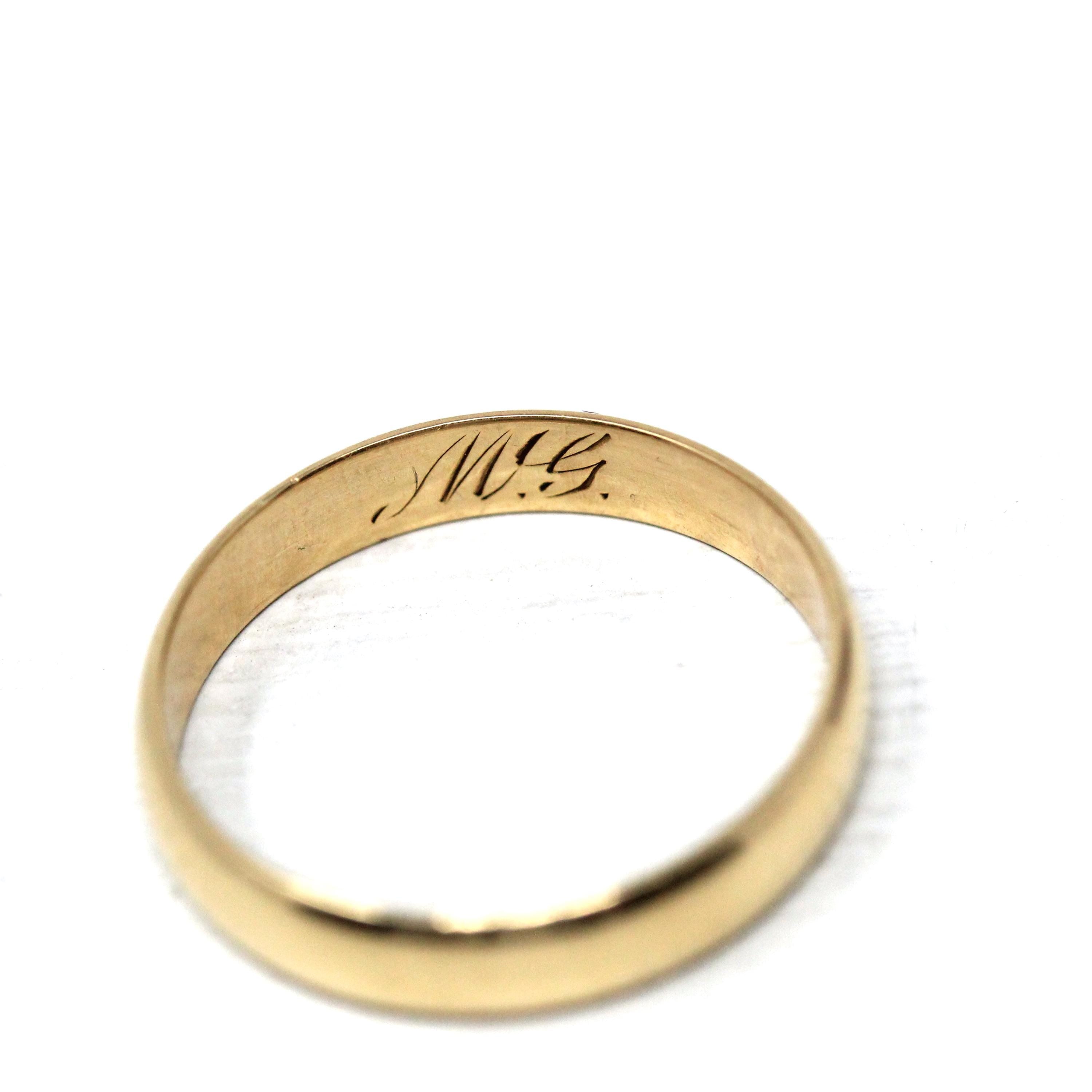 Antique Wedding Band - Edwardian 18k Yellow Gold Unadorned Free Of Design Ring - Vintage Circa 1910s Era Size 6 Initials "MG" Fine Jewelry