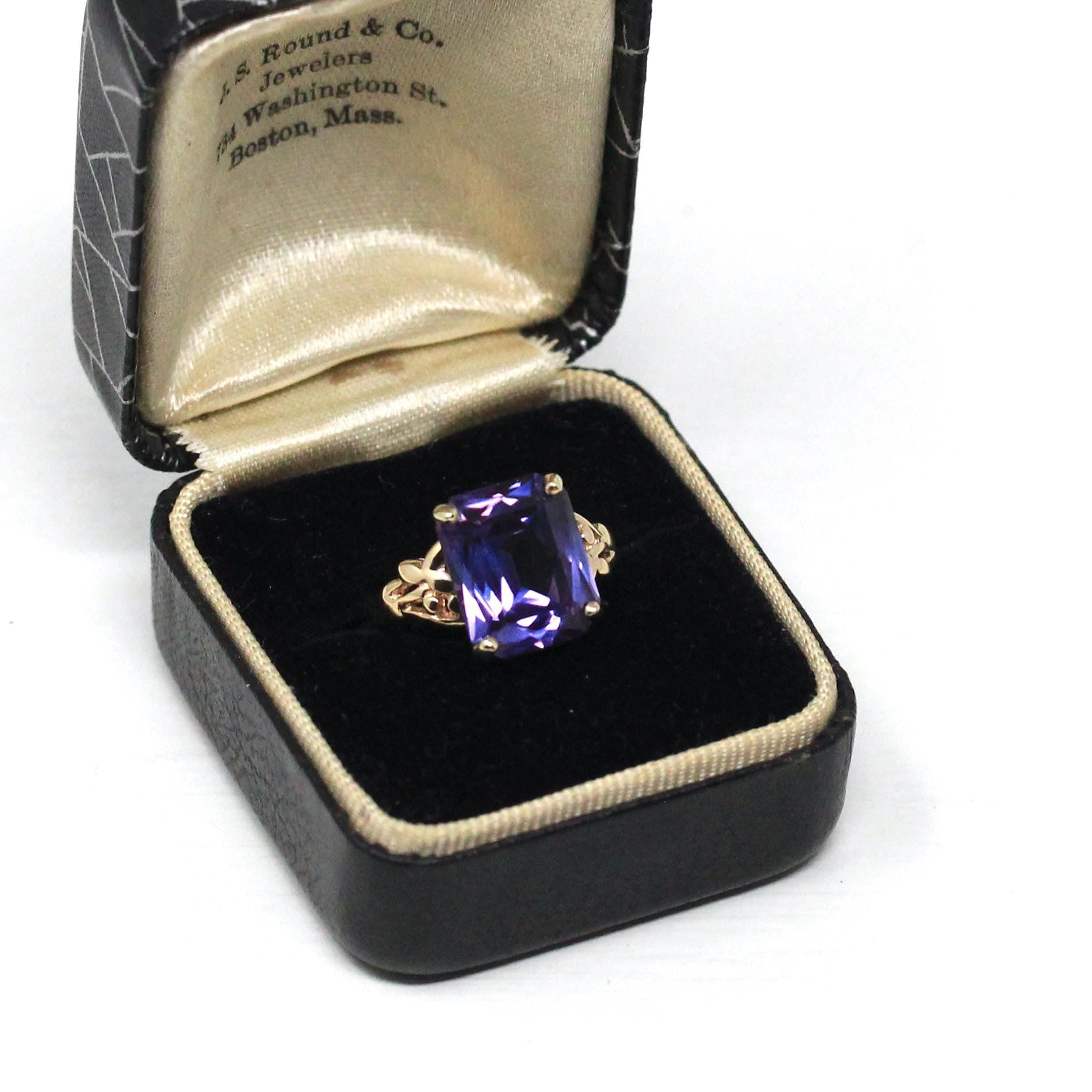 Created Color Change Sapphire Ring - Retro Era 14k Yellow Gold Rectangular Purple Blue Gemstone - Vintage 1940s Size 6 3/4 Fine 40s Jewelry