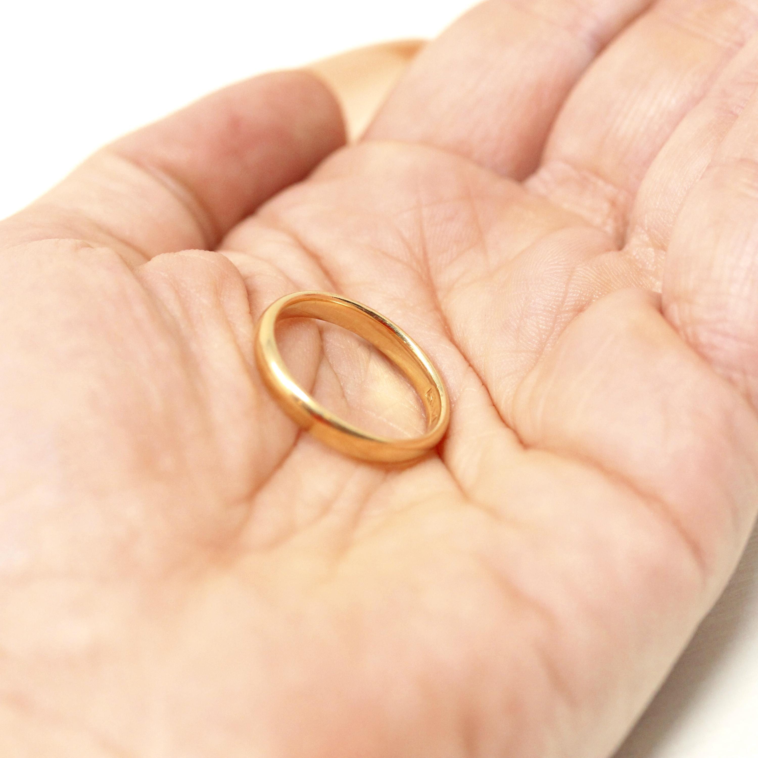 Antique Wedding Ring - Edwardian Era 14k Yellow Gold Unadorned 3.3 MM Band - Circa 1910s Size 7 JR Wood Stacking Unisex Fine Bridal Jewelry