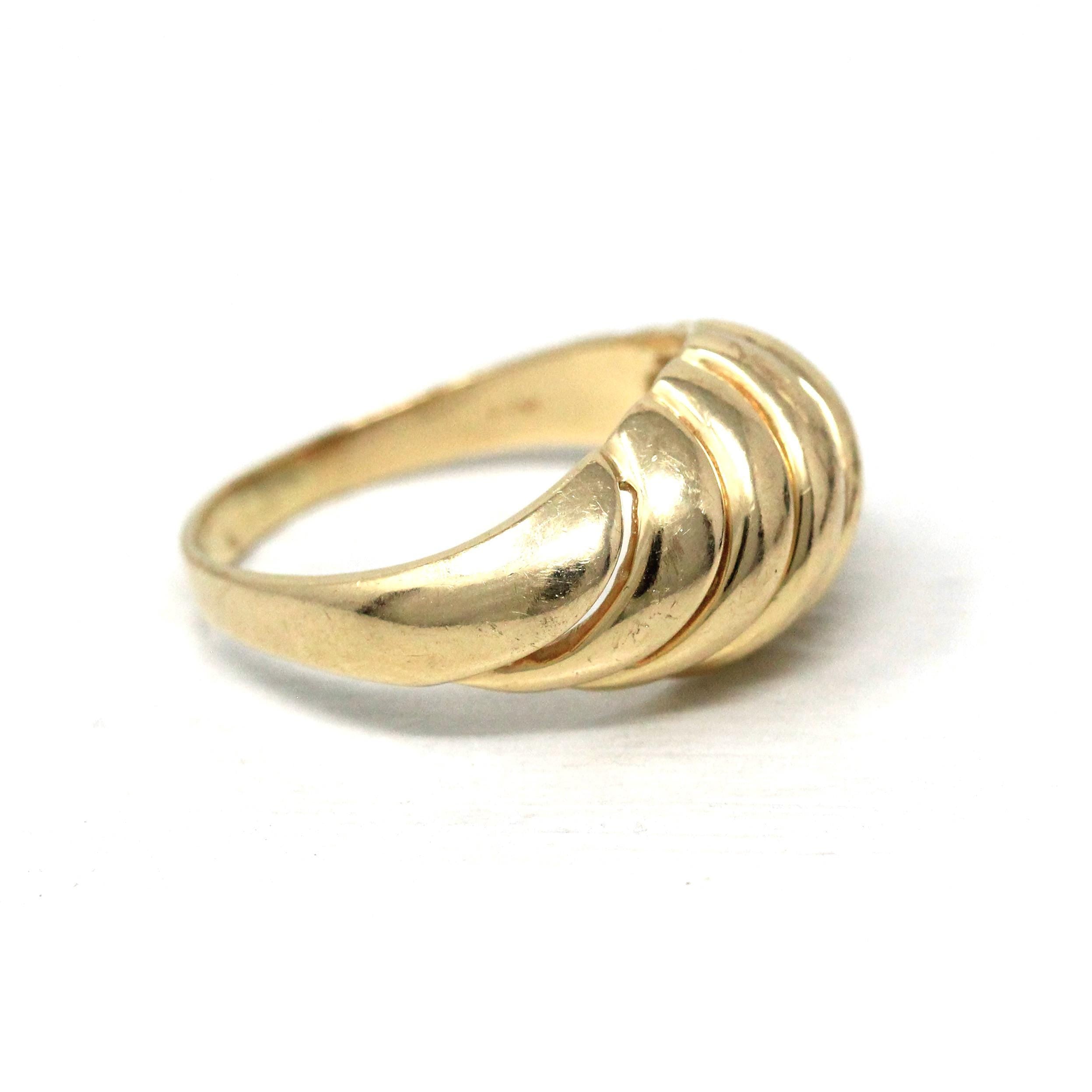 Estate Croissant Ring - Vintage 14k Yellow Gold Classic Polished Twisted Dome Style - Modern 1990s Size 9 Shrimp Unisex Fine 90s Jewelry