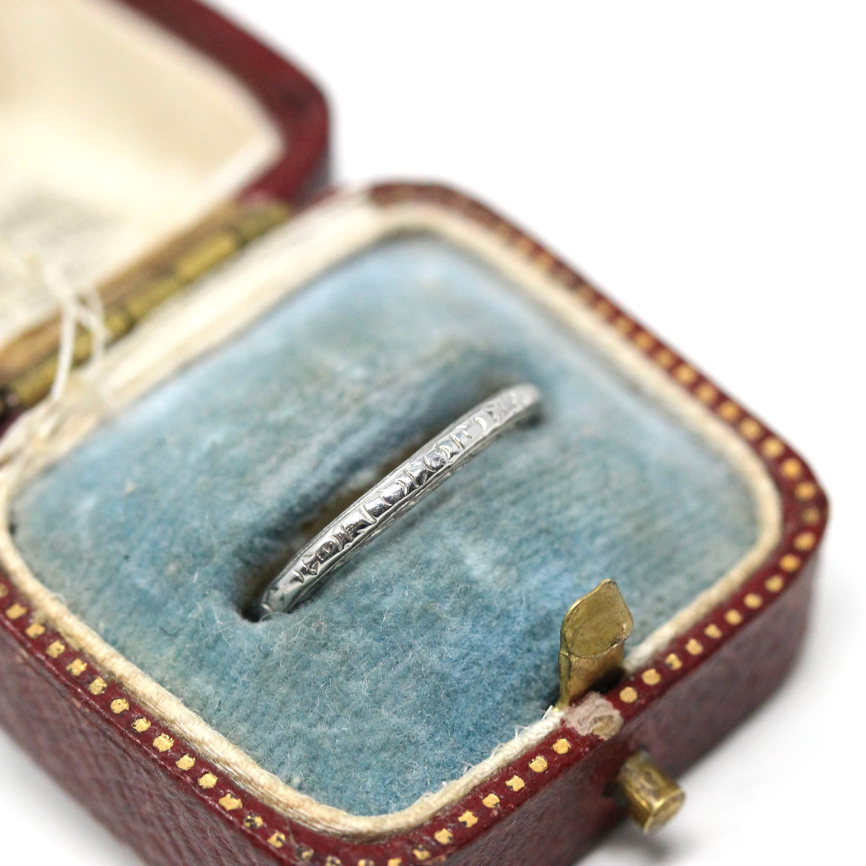 Antique Wedding Band - Art Deco Era 18k White Gold Eternity Floral Ring - Vintage Circa 1930s Size 4 3/4 Stacking Bridal Fine 30s Jewelry