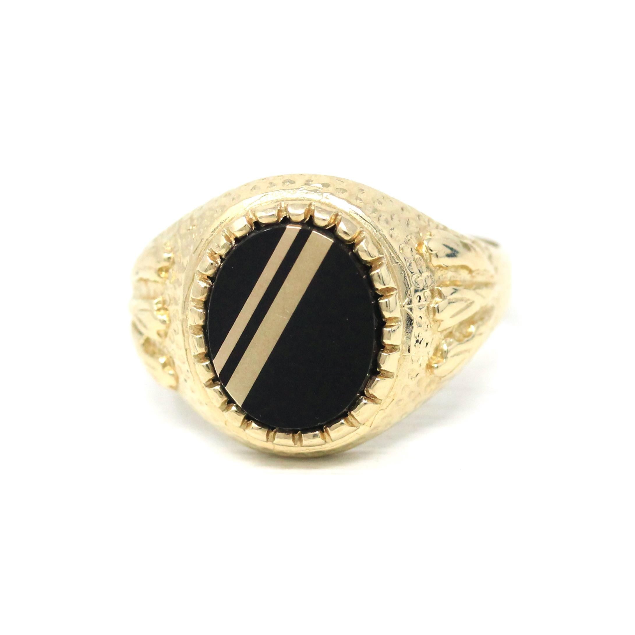 Onyx Signet Ring - English 9k Yellow Gold Oval Black Chalcedony Gem - Size 9 3/4 Hallmarked 1989 Unisex Statement Fine Diagonal Line Jewelry