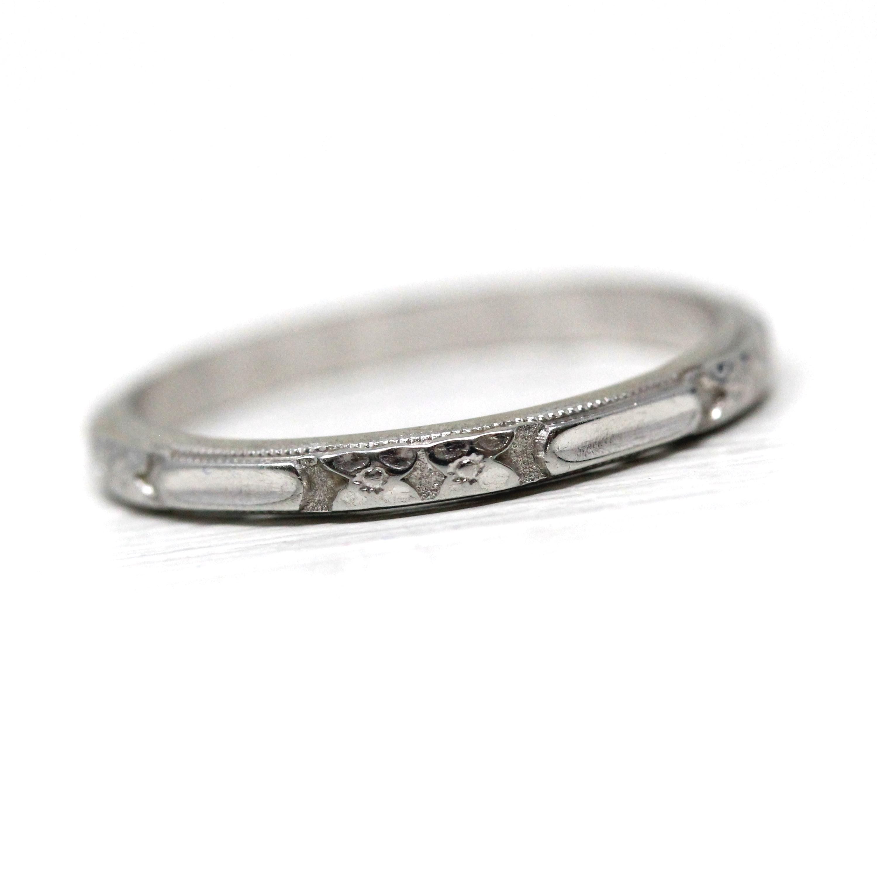 Art Deco Wedding Band - Vintage 18k White Gold Floral Eternity Ring - Circa 1930s Size 5.75 Bridal Stacking Fine 30s Orange Blossom Jewelry