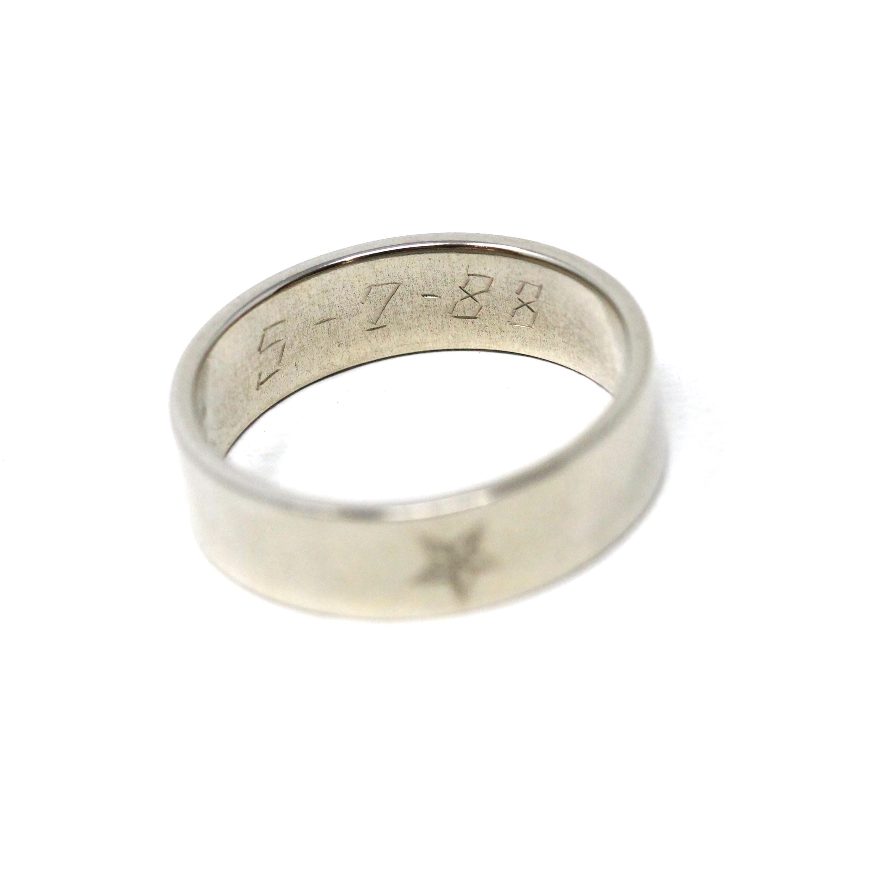 Star Wedding Band - Modern 10k White Gold Five Point Celestial Men's Unisex Bridal Ring - Estate 1988 Size 9 Engraved Polished Fine Jewelry