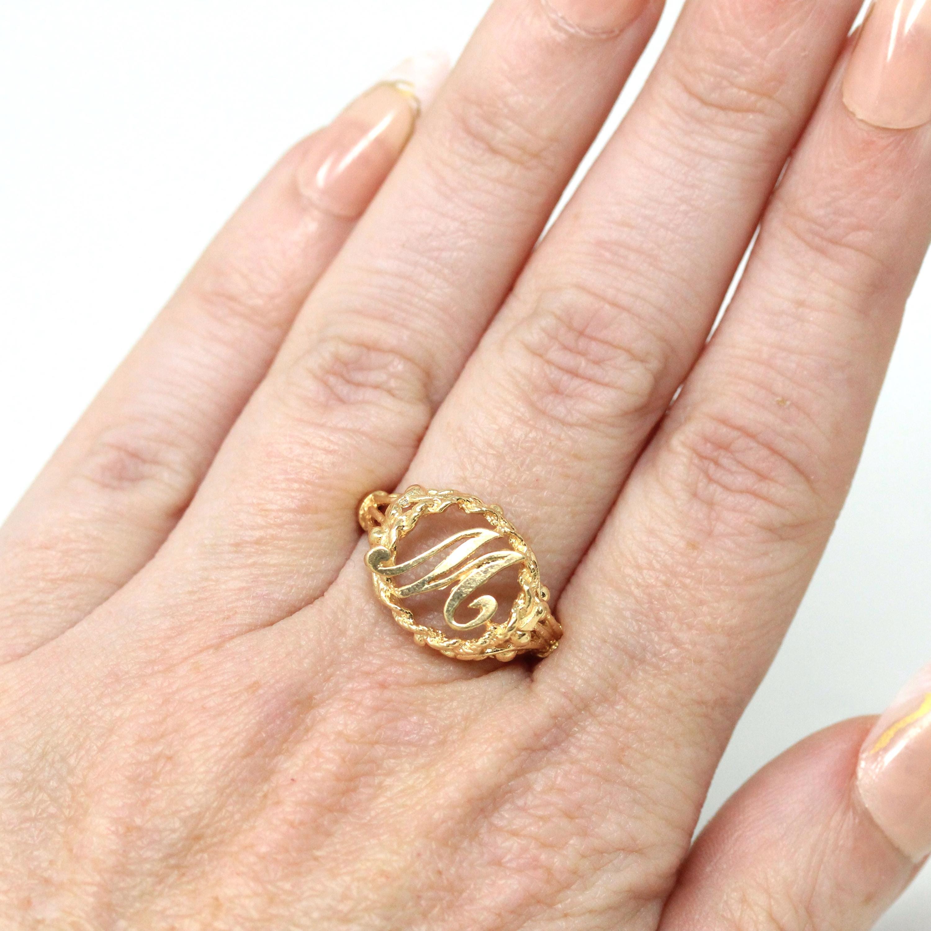 Letter "M" Ring - Estate 14k Yellow Gold Single Initial Twisted Rope Design - Vintage Circa 1990s Era Size 5 3/4 Statement 90s Fine Jewelry