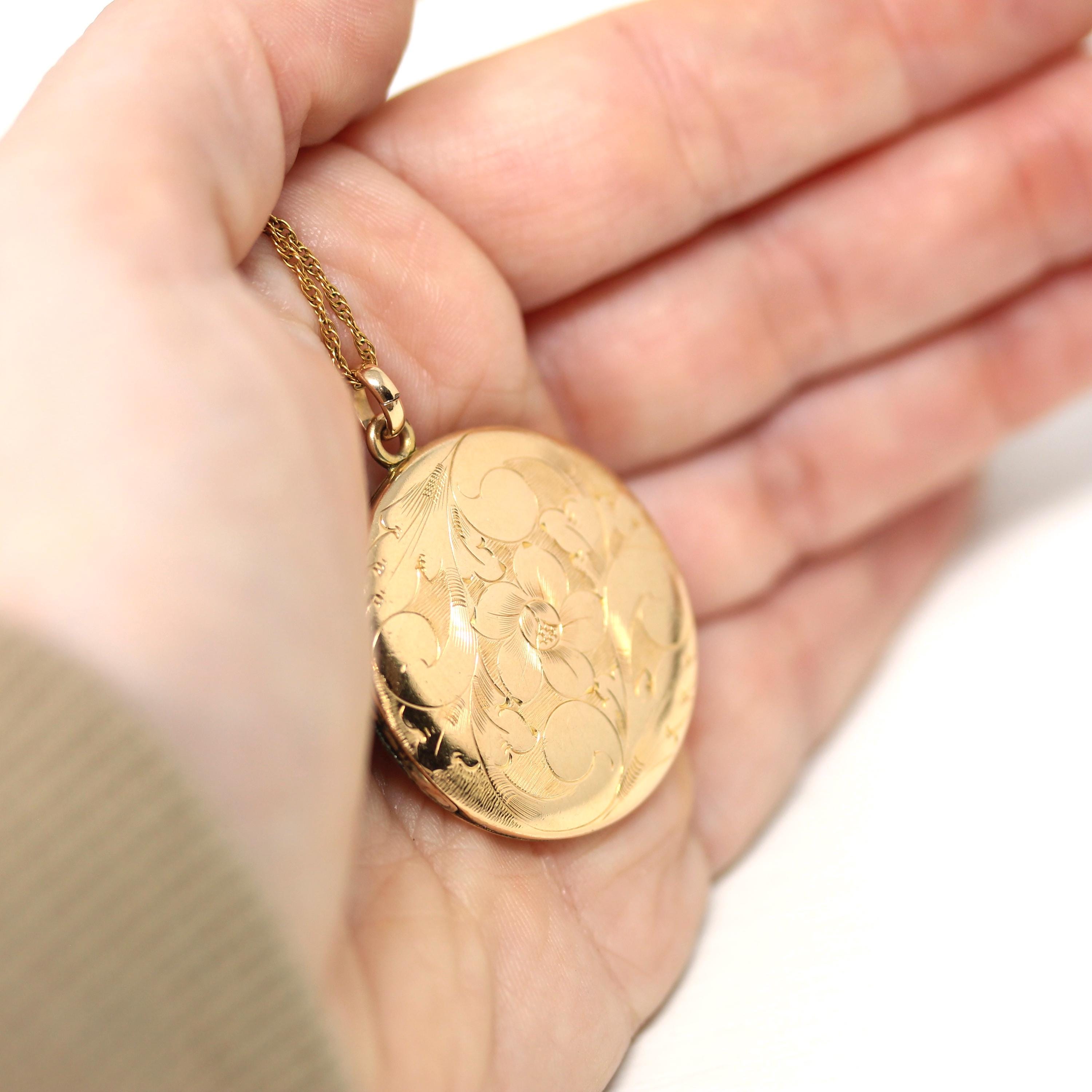 Antique Floral Locket - Vintage Gold Filled Round Flower Motif Pendant Necklace - Edwardian Circa Early 1900s Initial ESJ Photograph Jewelry