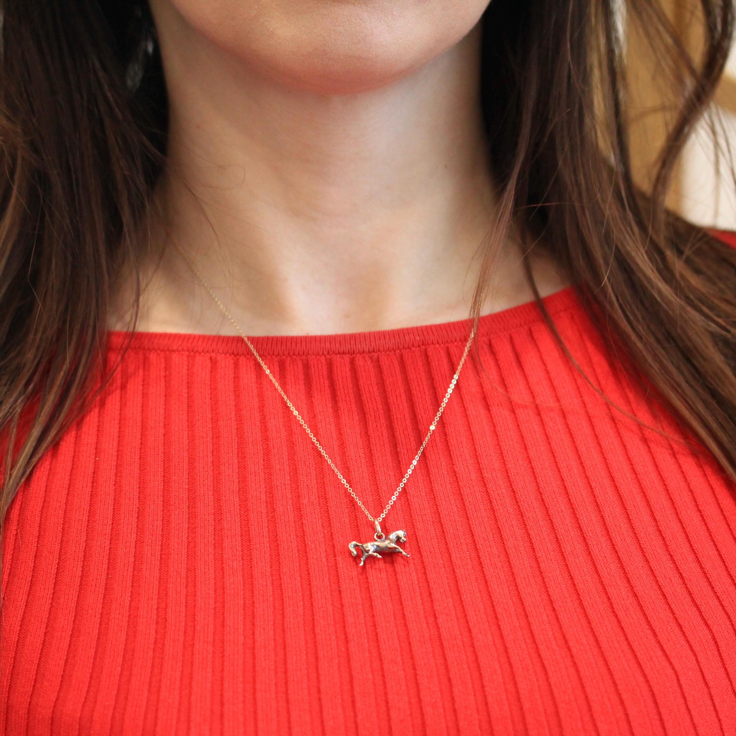 Vintage Horse Charm - Retro 9k Yellow Gold Dainty Equine Figural Pendant Necklace - 1960s Era Detailed Equestrian 60s Delicate Fine Jewelry