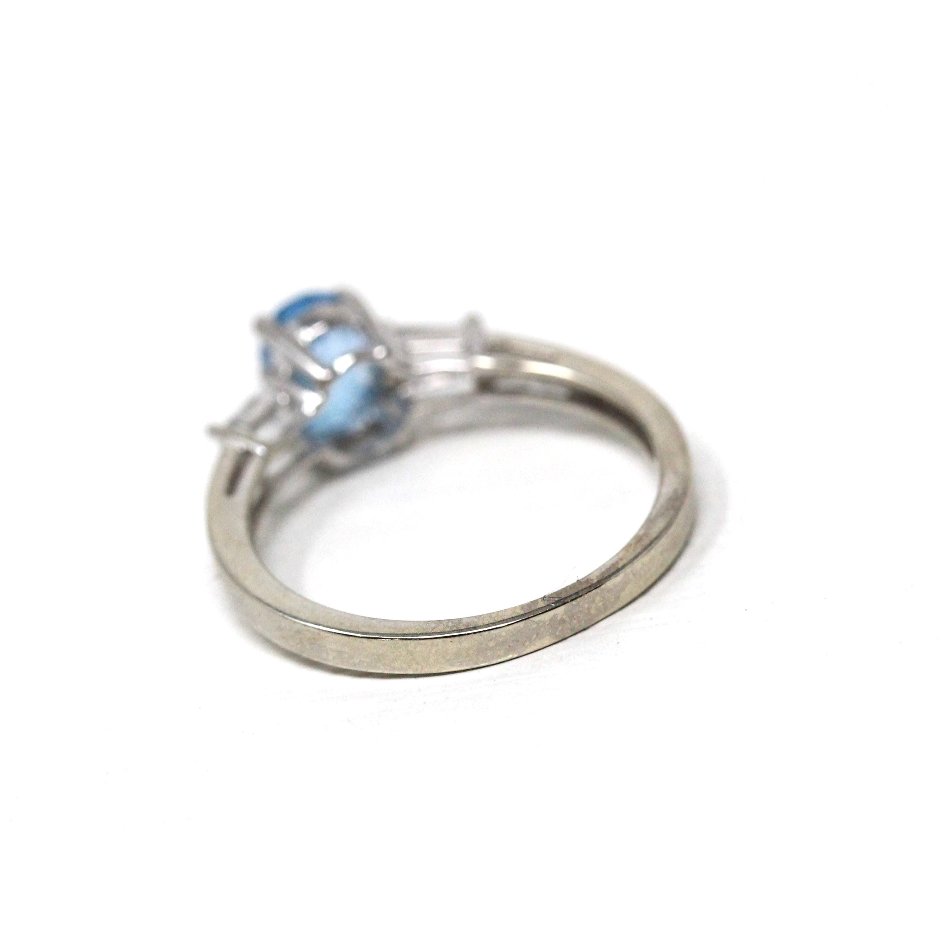 Blue Topaz Ring - Estate 10k White Gold Oval Faceted Blue Gemstone - Modern 2000s Era Size 6 3/4 November Birthstone Y2K Fine Jewelry