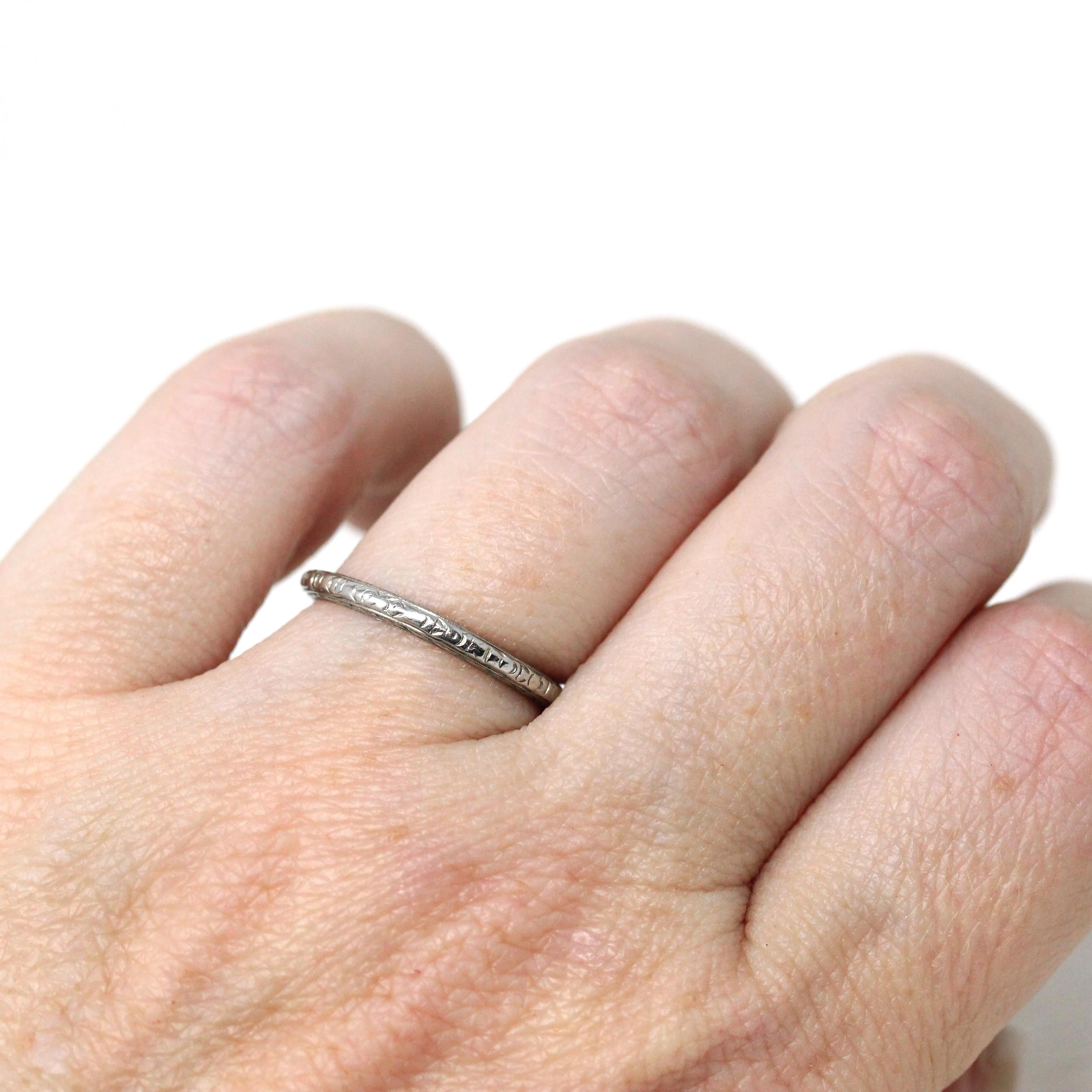 Antique Wedding Band - Art Deco Era 18k White Gold Eternity Floral Ring - Vintage Circa 1930s Size 4 3/4 Stacking Bridal Fine 30s Jewelry