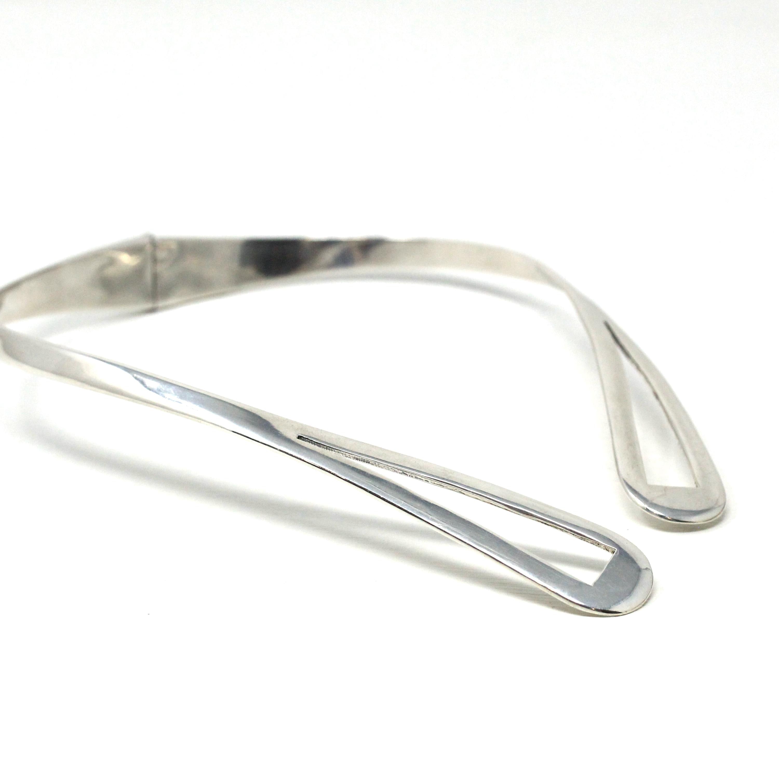 Vintage Collar Necklace - Sterling Silver Hinged Collar Bib Modernist Statement Piece - Modern Circa 1980s Era Curved 925 Mexico 80s Jewelry