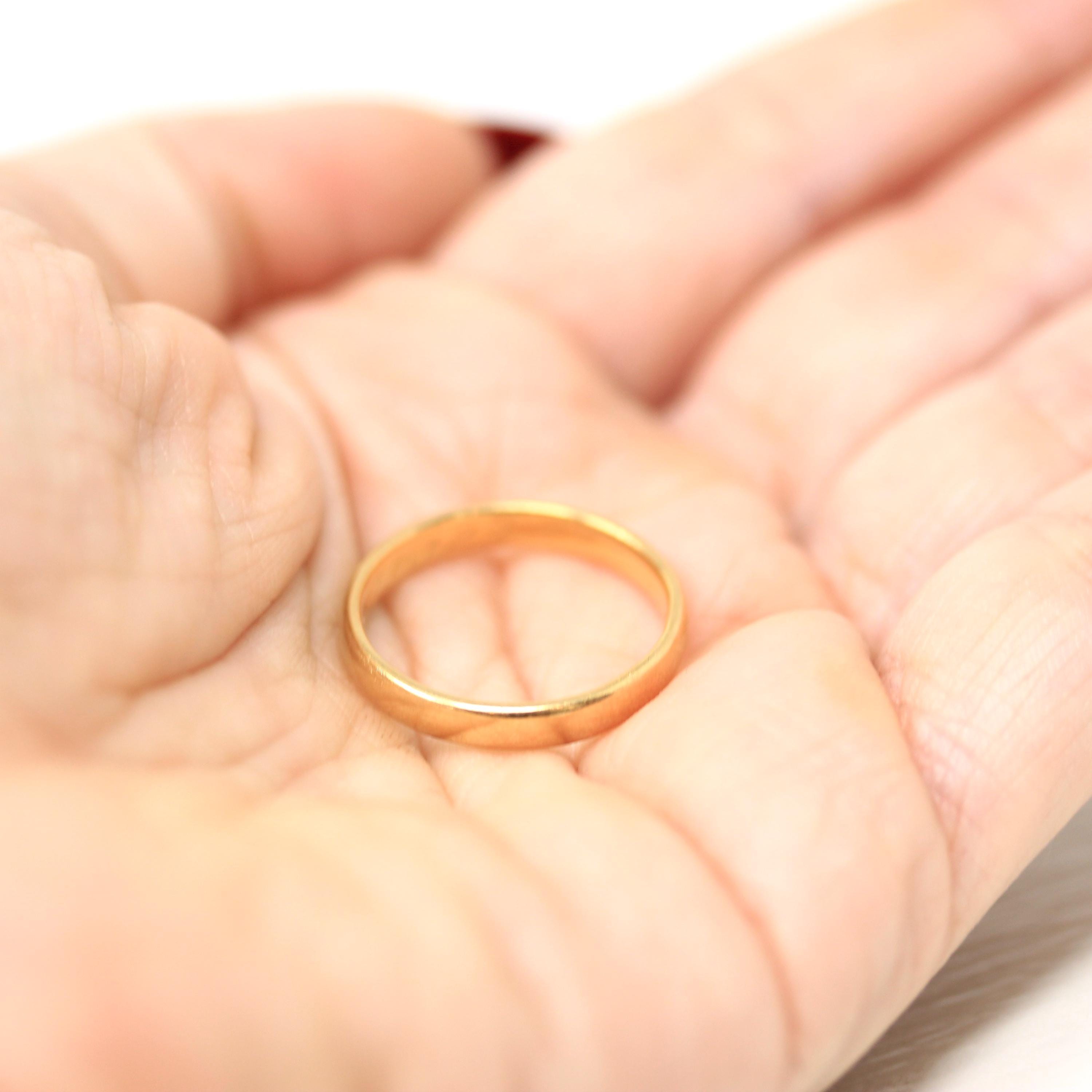 Antique Wedding Band - Edwardian Era 18k Yellow Gold Unadorned Wedding Ring - Engraved Date 1919 Size 7 1/2 Fine Inscribed Bridal Jewelry