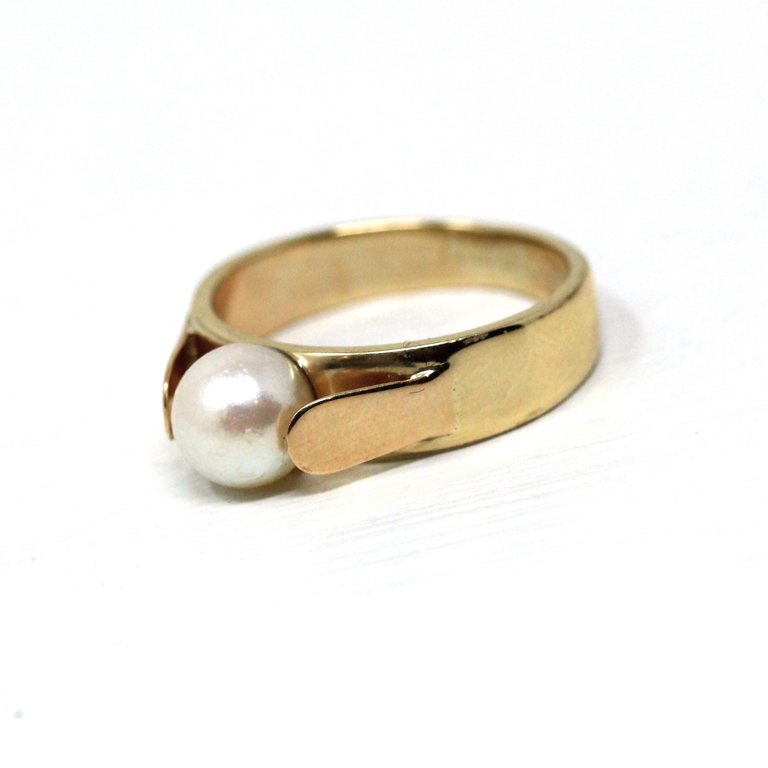 Retro Cultured Pearl Ring - Vintage 14k Yellow Gold Solitaire Style Gemstone - Circa 1970s Era Size 7 June Birthstone Fine Statement Jewelry