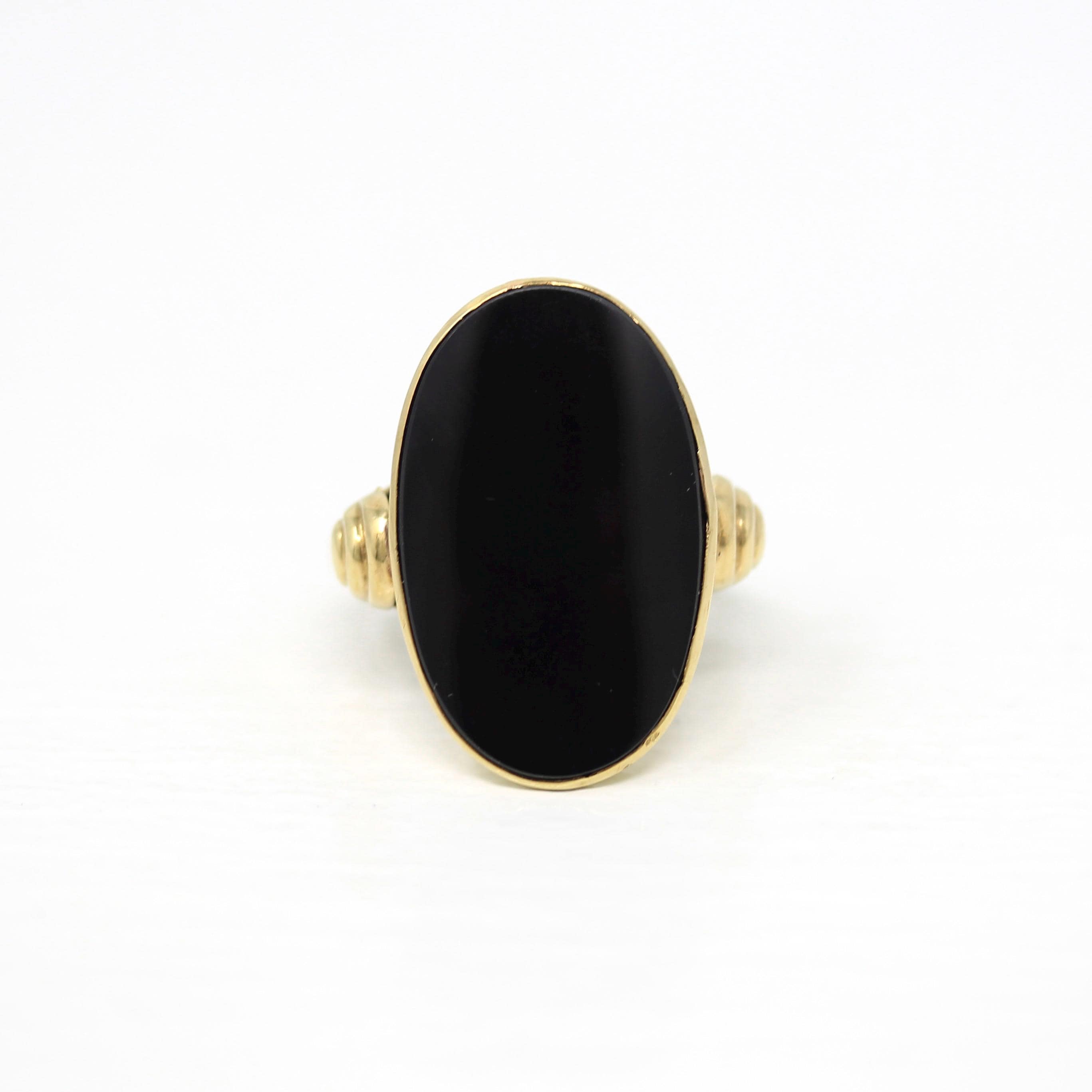 Vintage Onyx Ring - Retro 8k 333 Yellow Gold Oval Black Chalcedony Natural Gemstone - Circa 1970s Era Size 6 Statement Fine 70s Jewelry