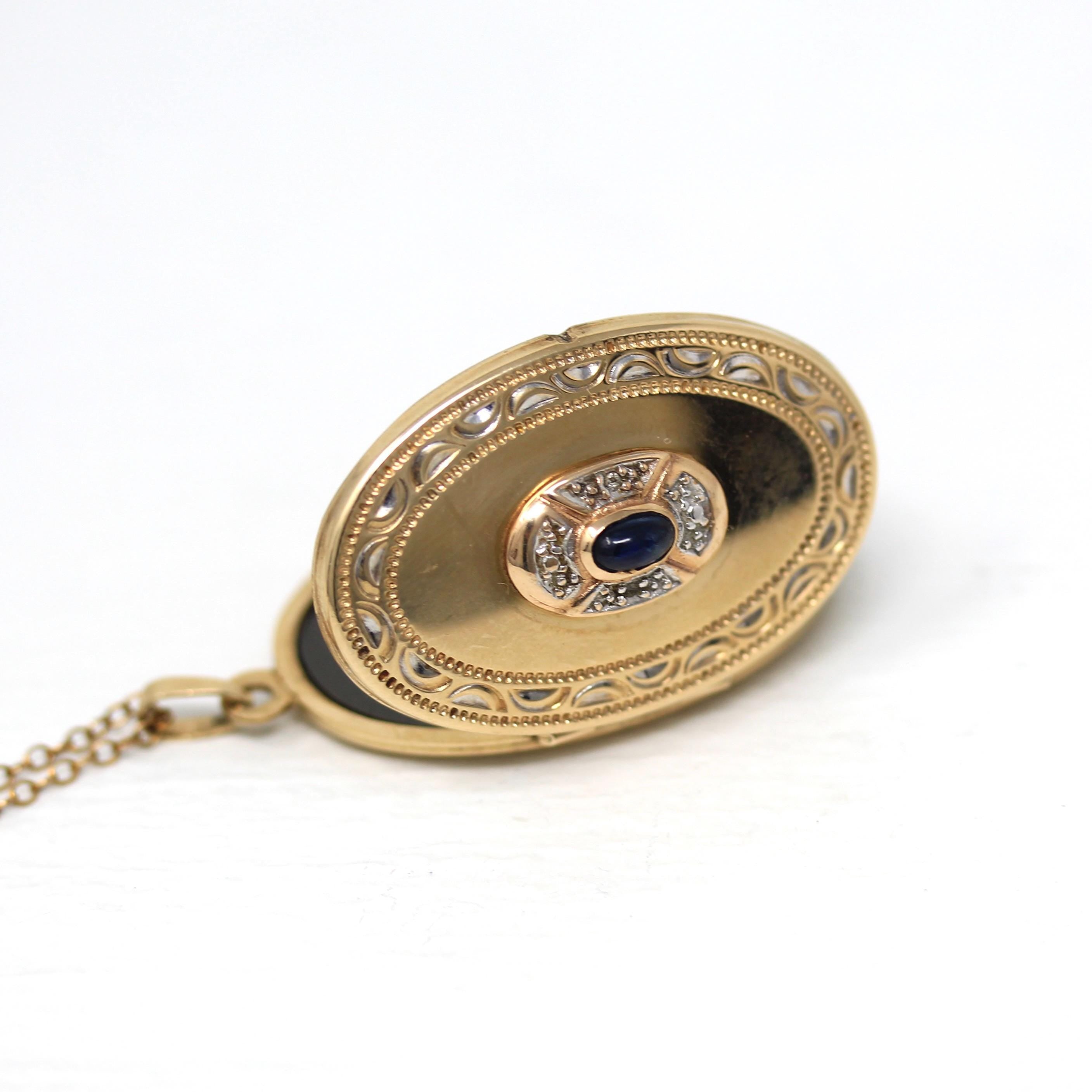 Vintage Sapphire Locket - Retro Era 9k Yellow Gold Oval Natural Blue Corundum Cabochon Gemstone - Circa 1980s Keepsake Photo Fine Jewelry