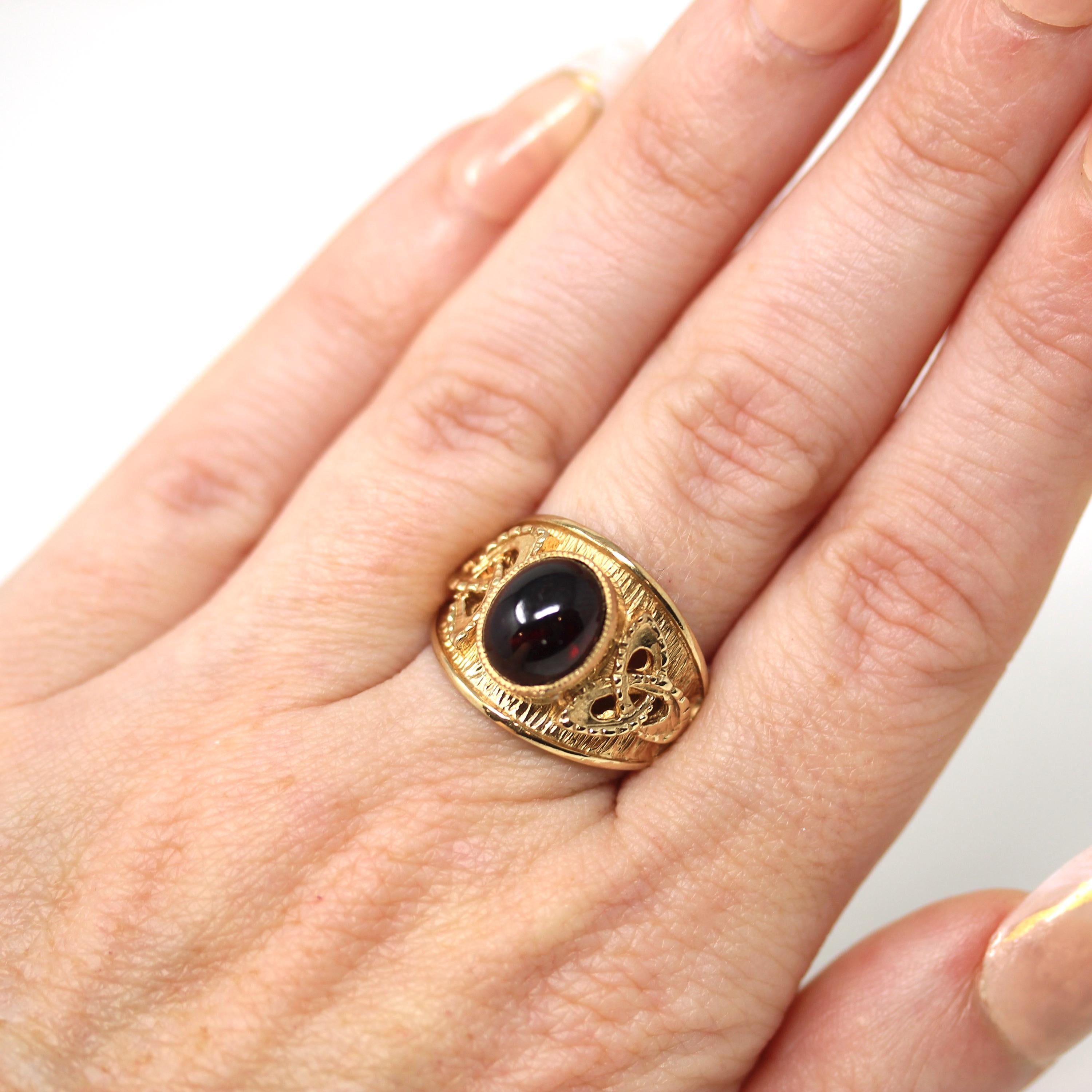 Celtic Garnet Ring - Modern 9k Yellow Gold Oval Natural Genuine Red Cabochon Gemstone - Estate Size 6 Knot Fine January Birthstone Jewelry