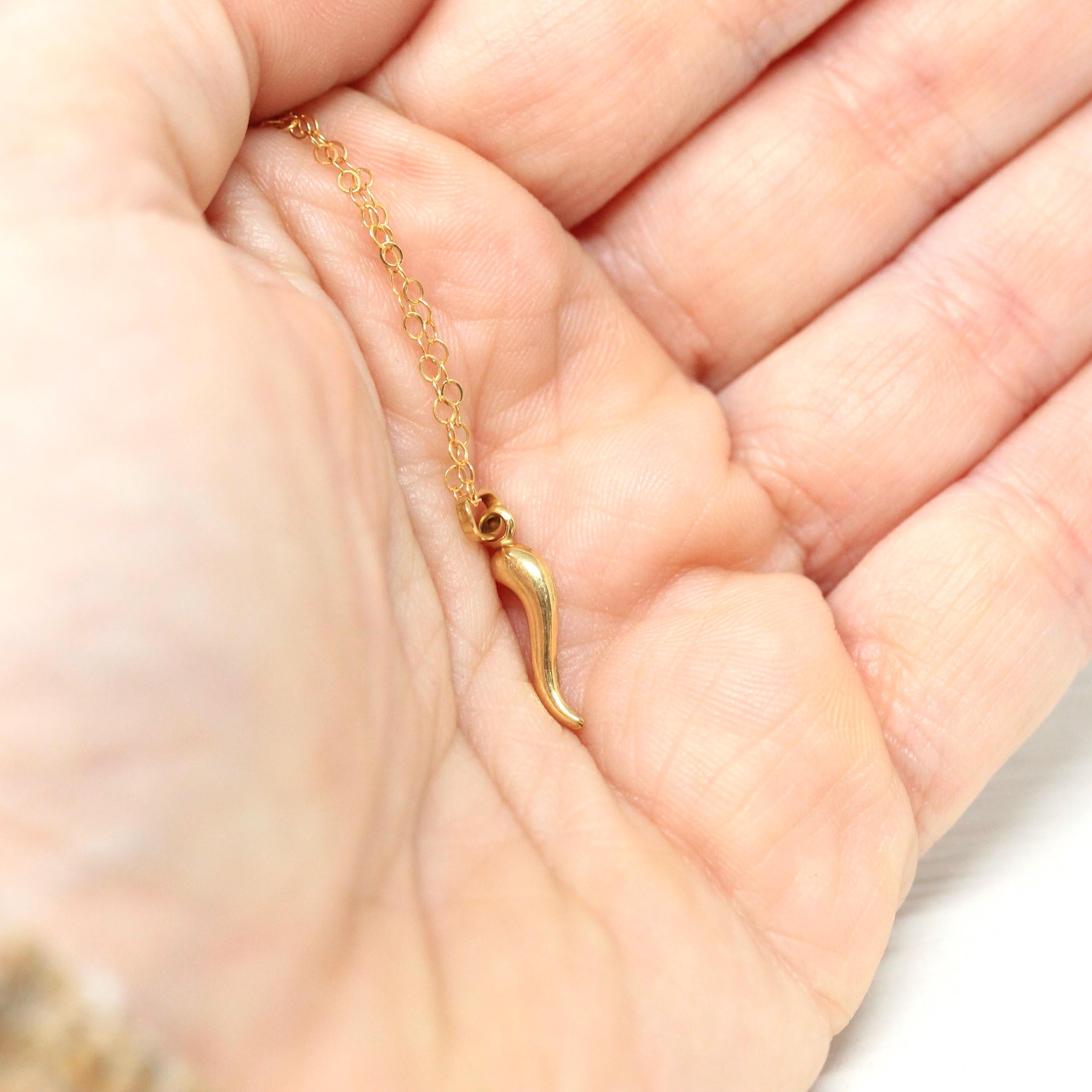 Italian Horn Charm - Retro 18k Yellow Gold Italy Cornicello Good Luck Pendant Necklace - Vintage Circa 1970s Ward Off Evil Amulet Jewelry