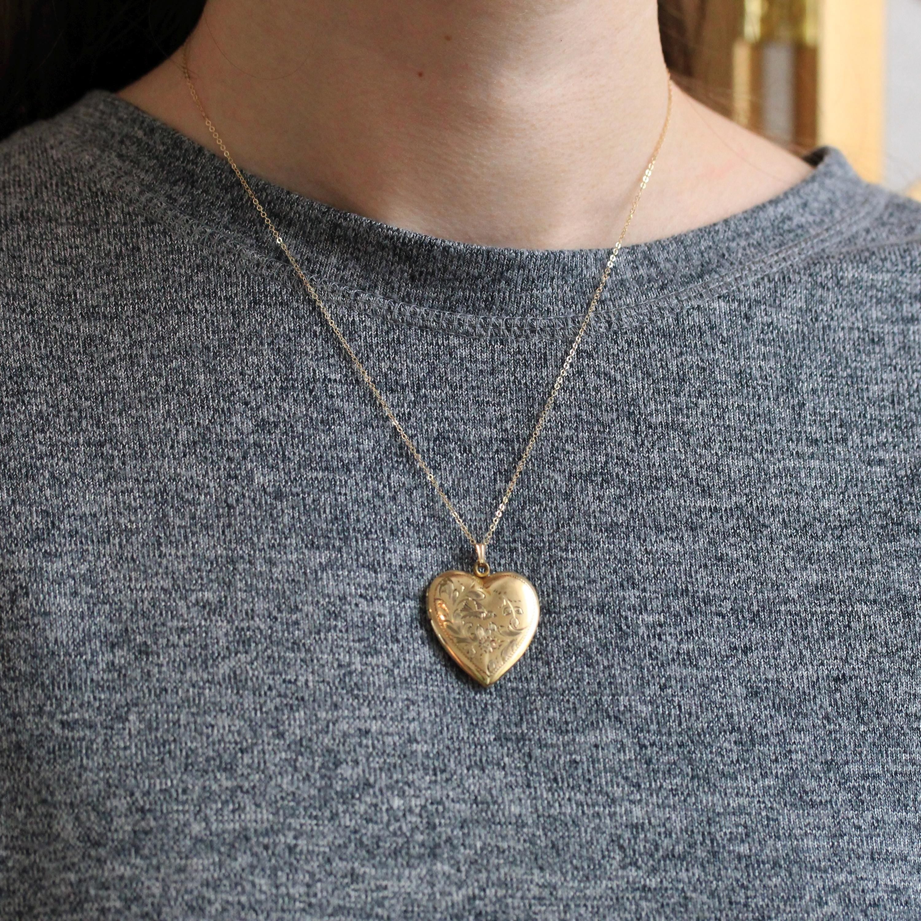 Bird Heart Locket - Retro Gold Filled Heart Shaped Floral Pendant Love Necklace - Vintage Circa 1940s Era Keepsake Flower Photo 40s Jewelry