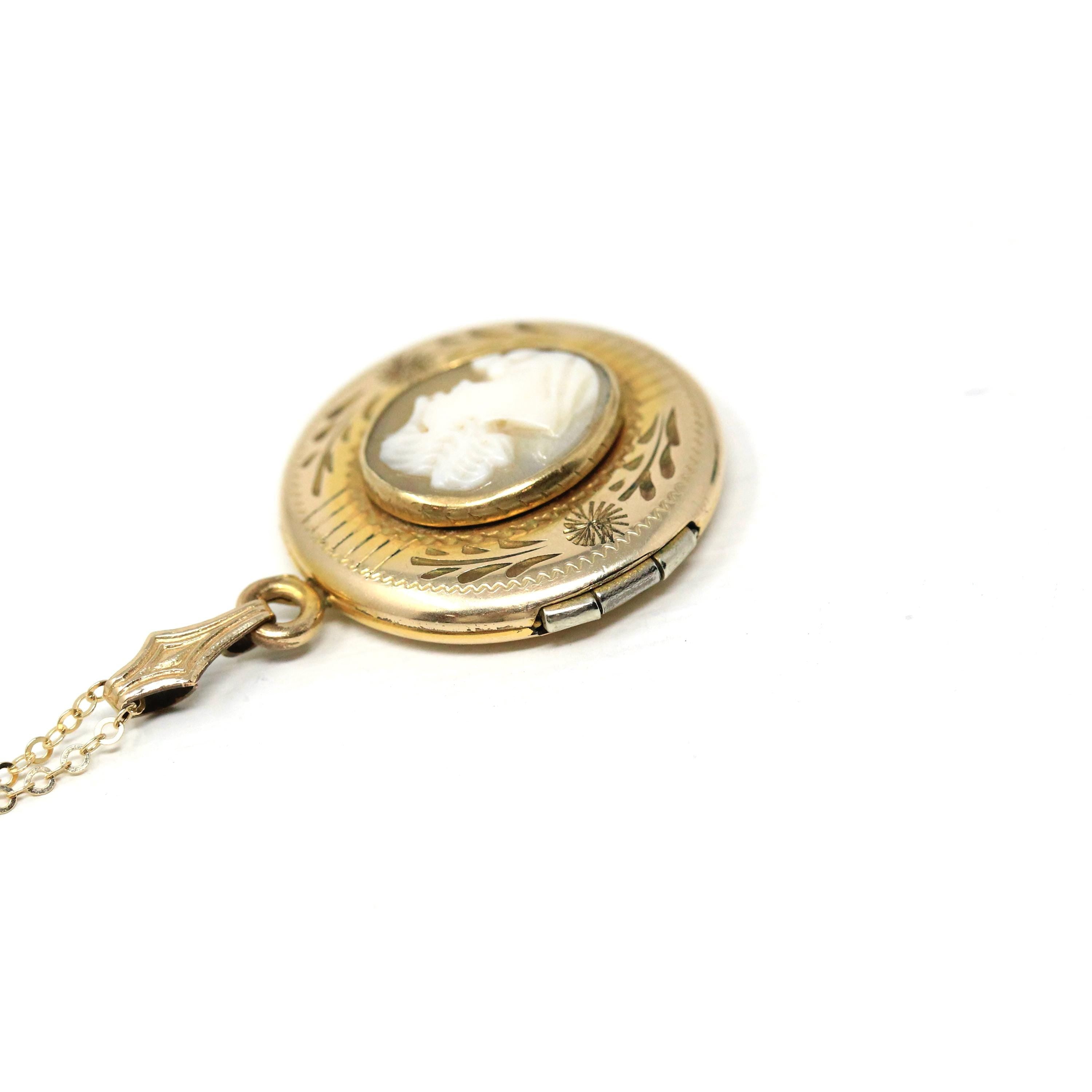 Vintage Cameo Locket - Retro 12k Gold Filled Flowers Leaves Pendant Necklace - Circa 1940s Era Photograph Statement Keepsake 40s Jewelry