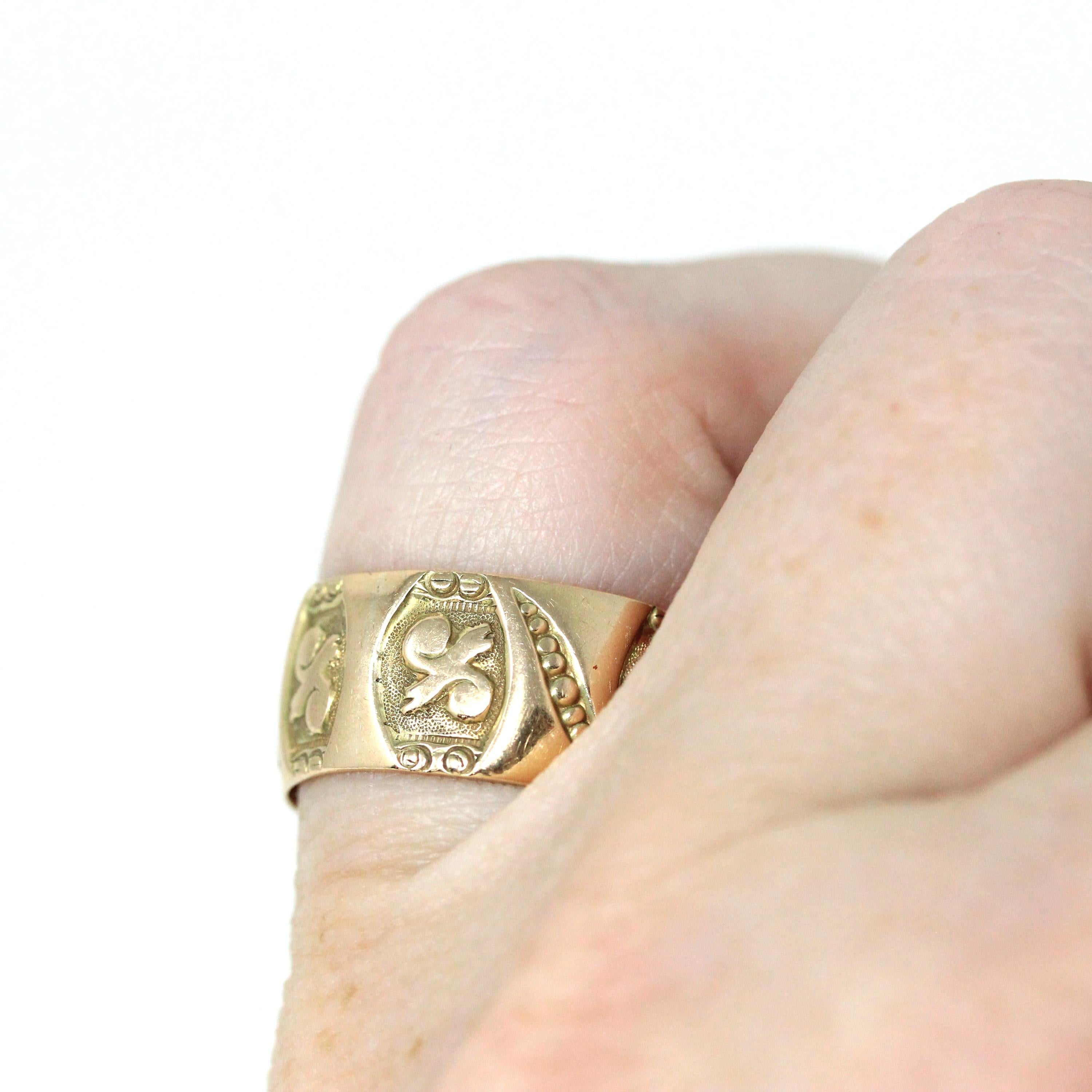 Antique Cigar Band - Victorian 14k Yellow Gold Engraved Designs Unisex Ring - Circa 1890s Era Size 6 Fine Statement Jewelry