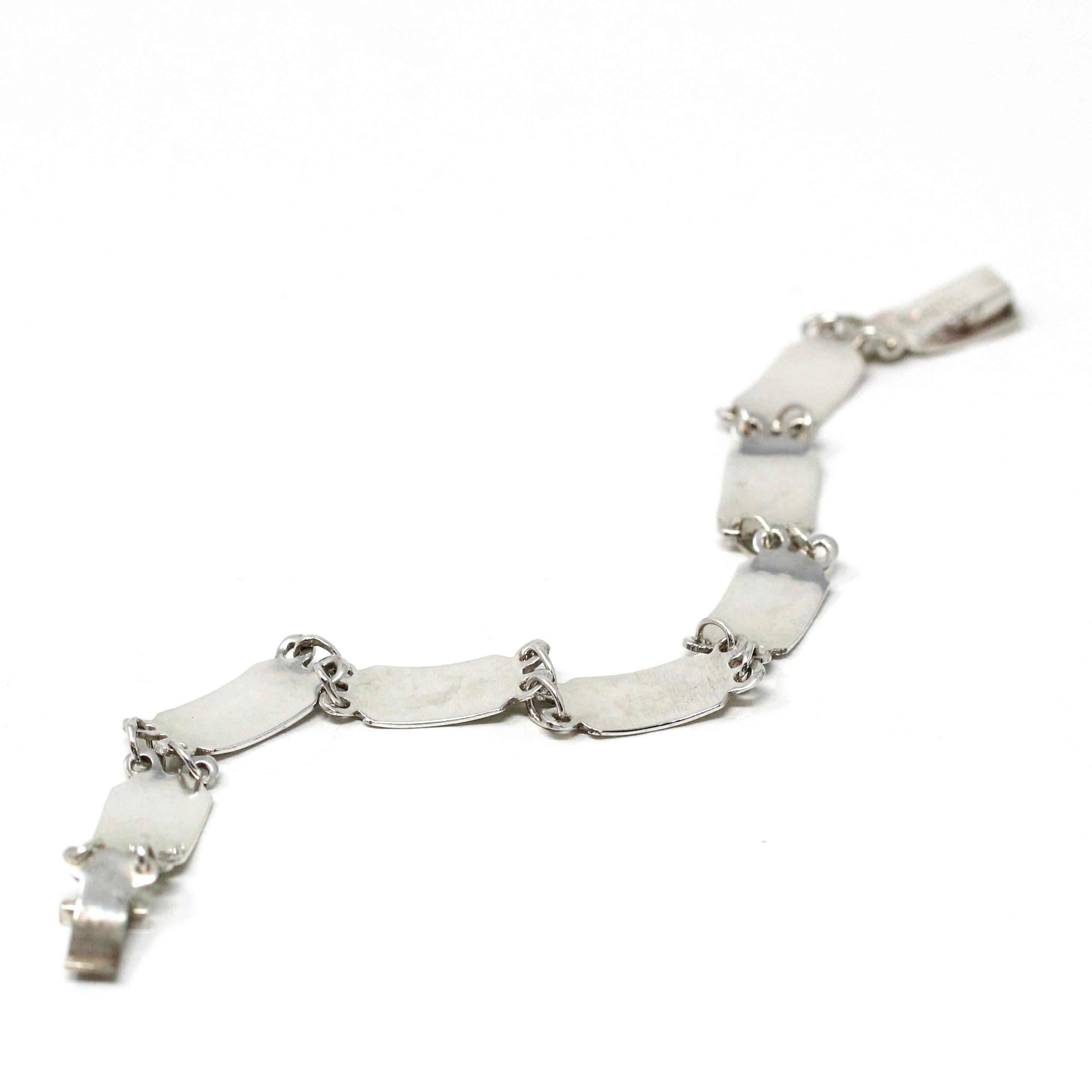 Vintage Siam Bracelet - Retro Sterling Silver Eight Decorative Panels Thailand Thai - Circa 1940s Era Paisley Fashion Accessory Jewelry