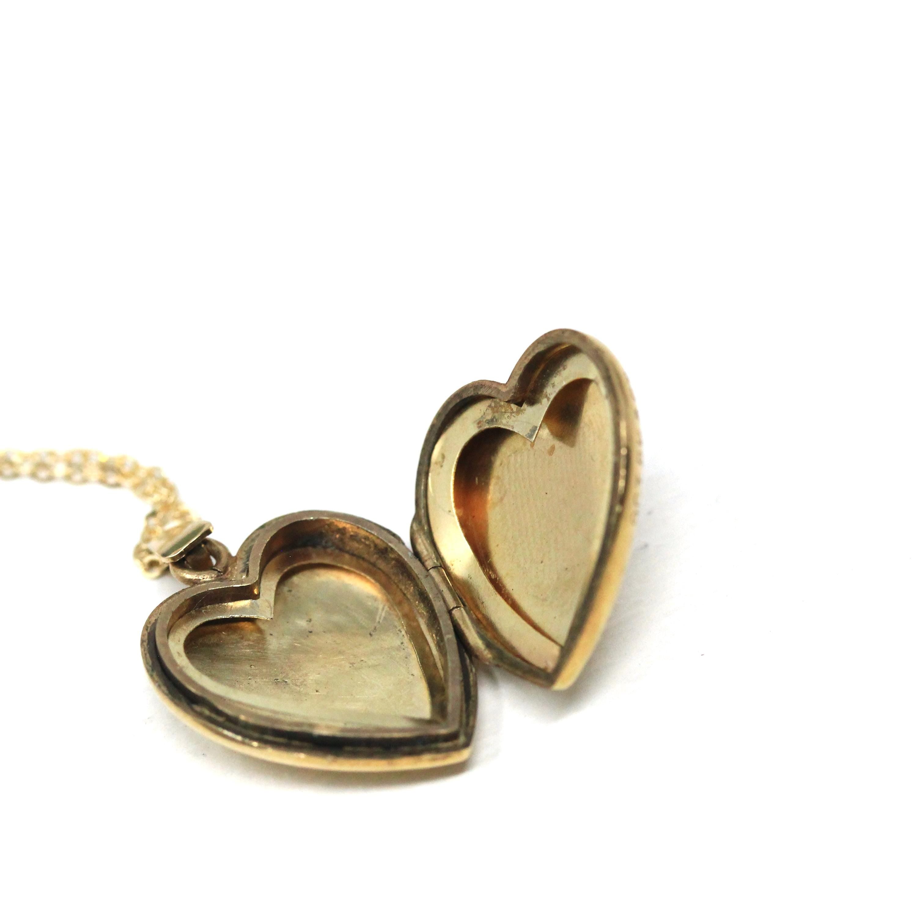 Vintage Heart Locket - Retro 9ct Yellow Gold Keepsake Pendant Necklace - Circa 1960s Era Engraved Designs Photograph Fine Flower Jewelry