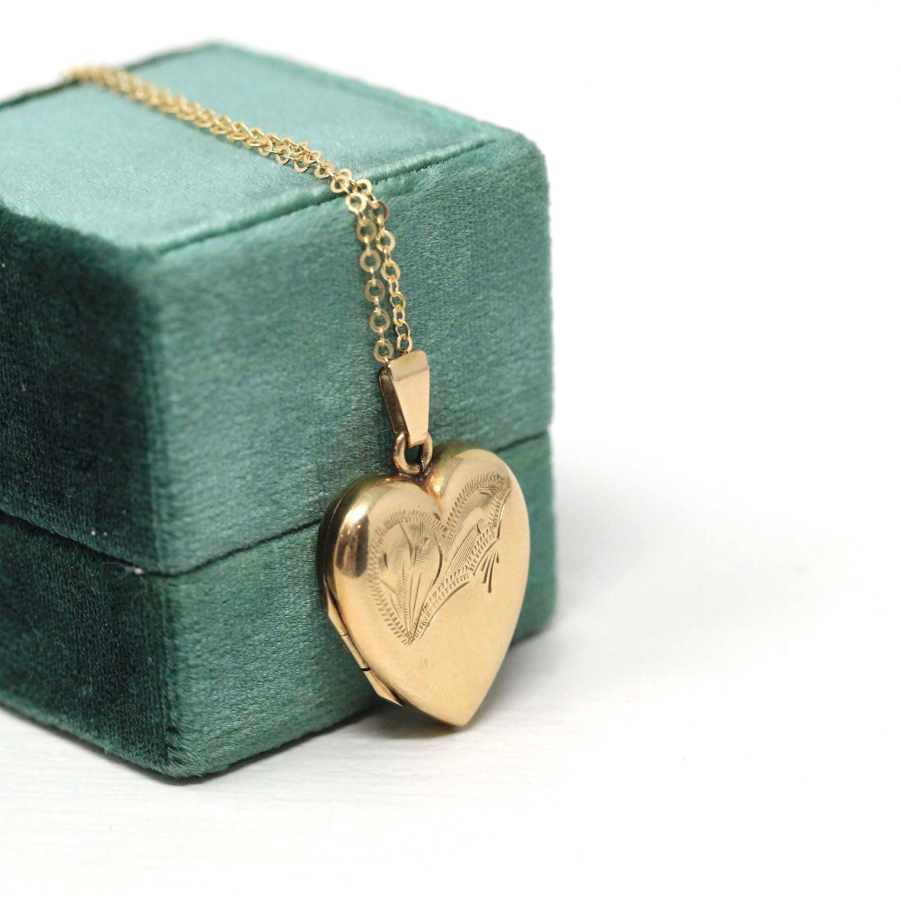 Vintage Heart Locket - Retro 9ct Yellow Gold Keepsake Pendant Necklace - Circa 1960s Era Engraved Designs Photograph Fine Flower Jewelry