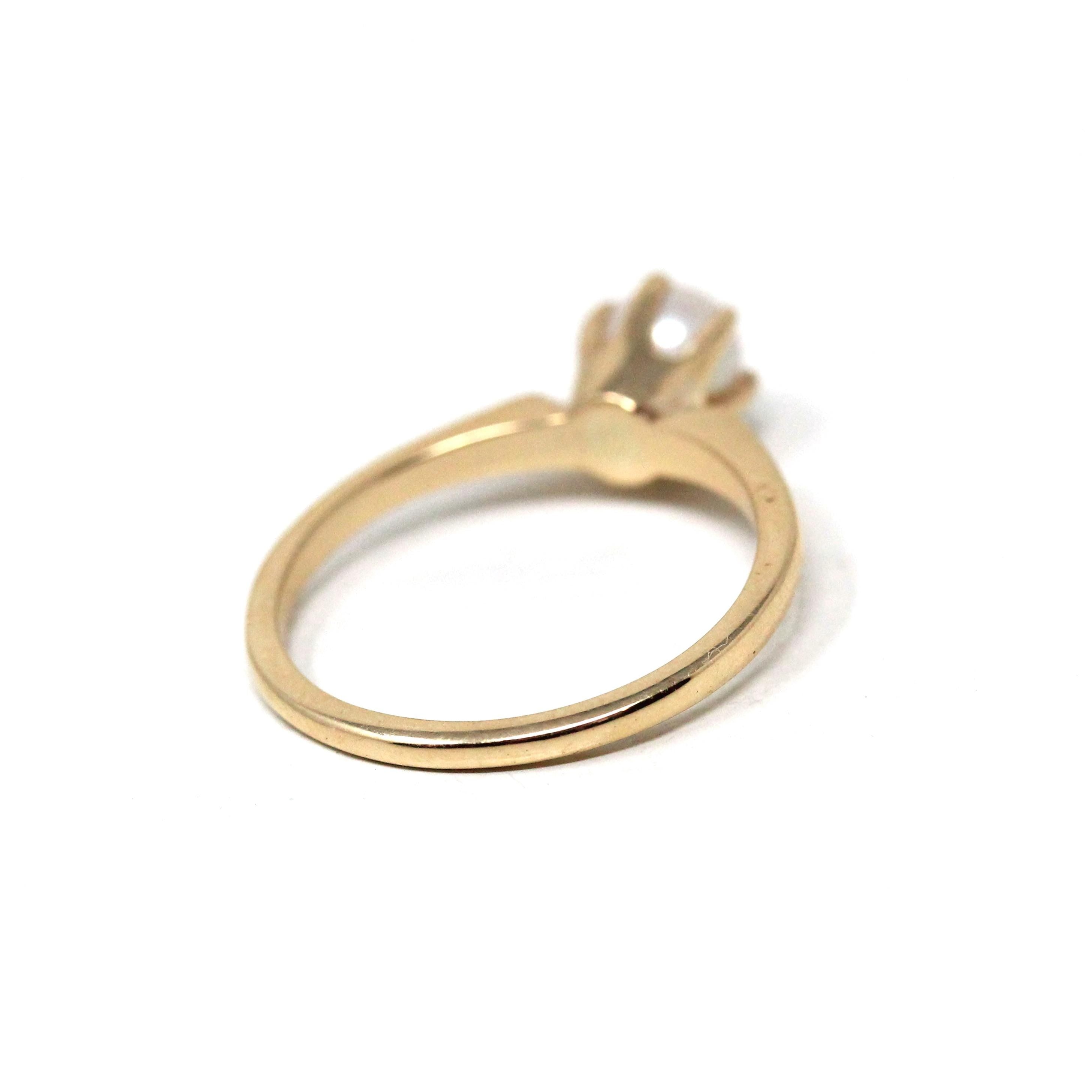 Cultured Pearl Ring - Retro 10k Yellow Gold 5.2 mm Solitaire Gemstone - Vintage Circa 1960s Era Size 5.5 Fine Baden & Foss Statement Jewelry