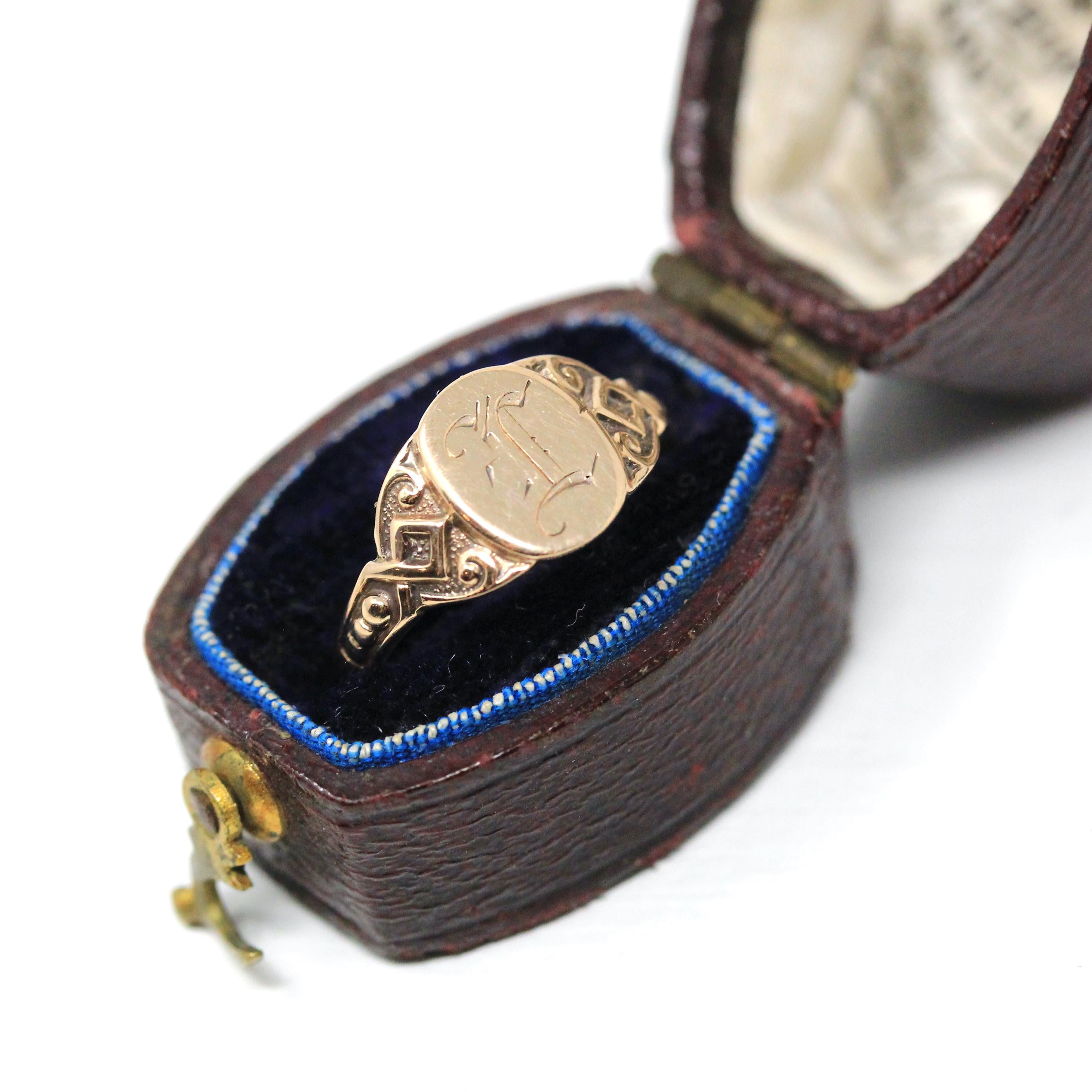 Antique "L" Signet Ring - Edwardian 10k Yellow Gold Engraved Single Letter Initial Pinky Midi - Vintage Circa 1910s Children's Fine Jewelry