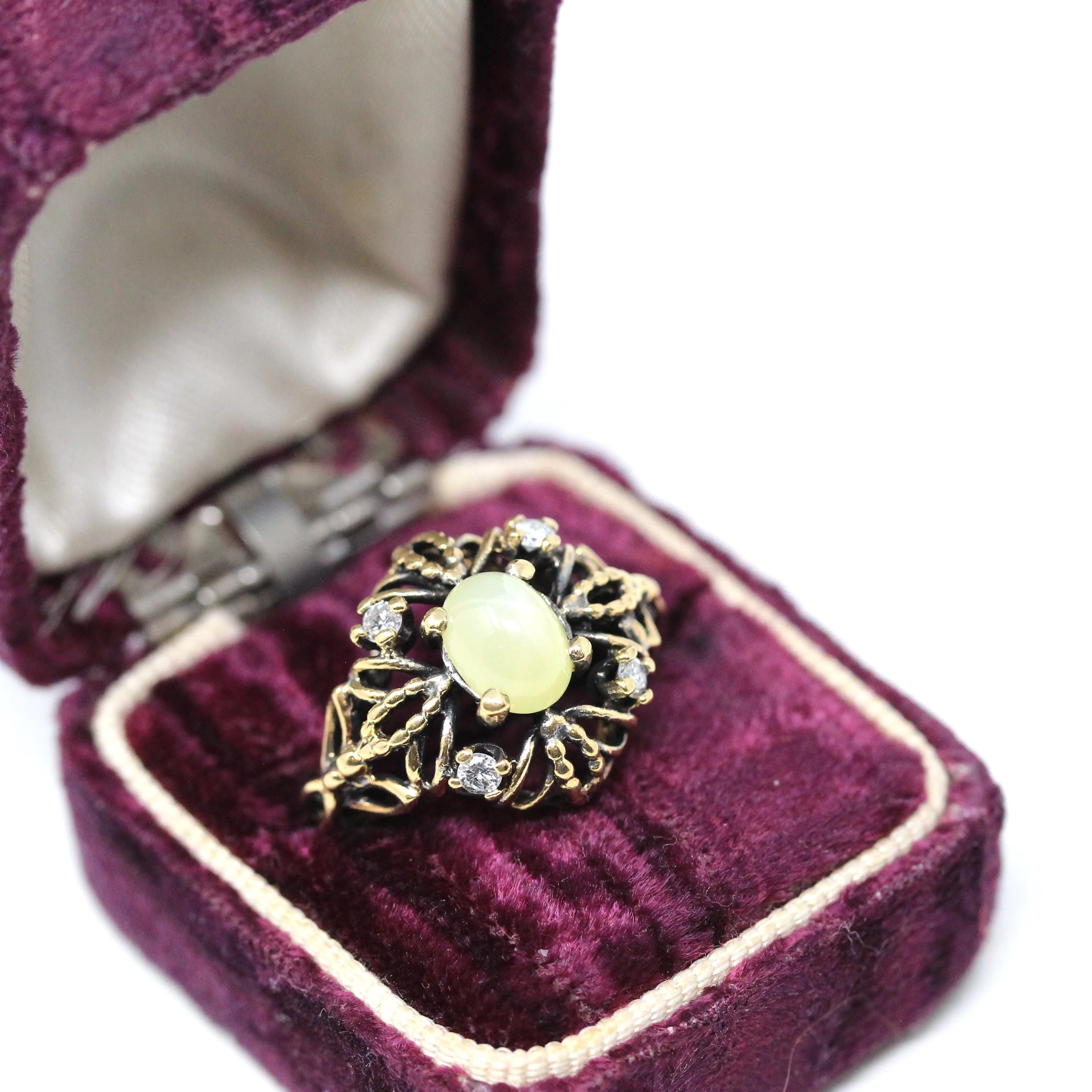 Linde Star Sapphire Ring - Retro 14k Yellow Gold & Natural Diamonds - Vintage Circa 1970s Era Size 6 3/4 Rope Filigree Floral Fine Jewelry