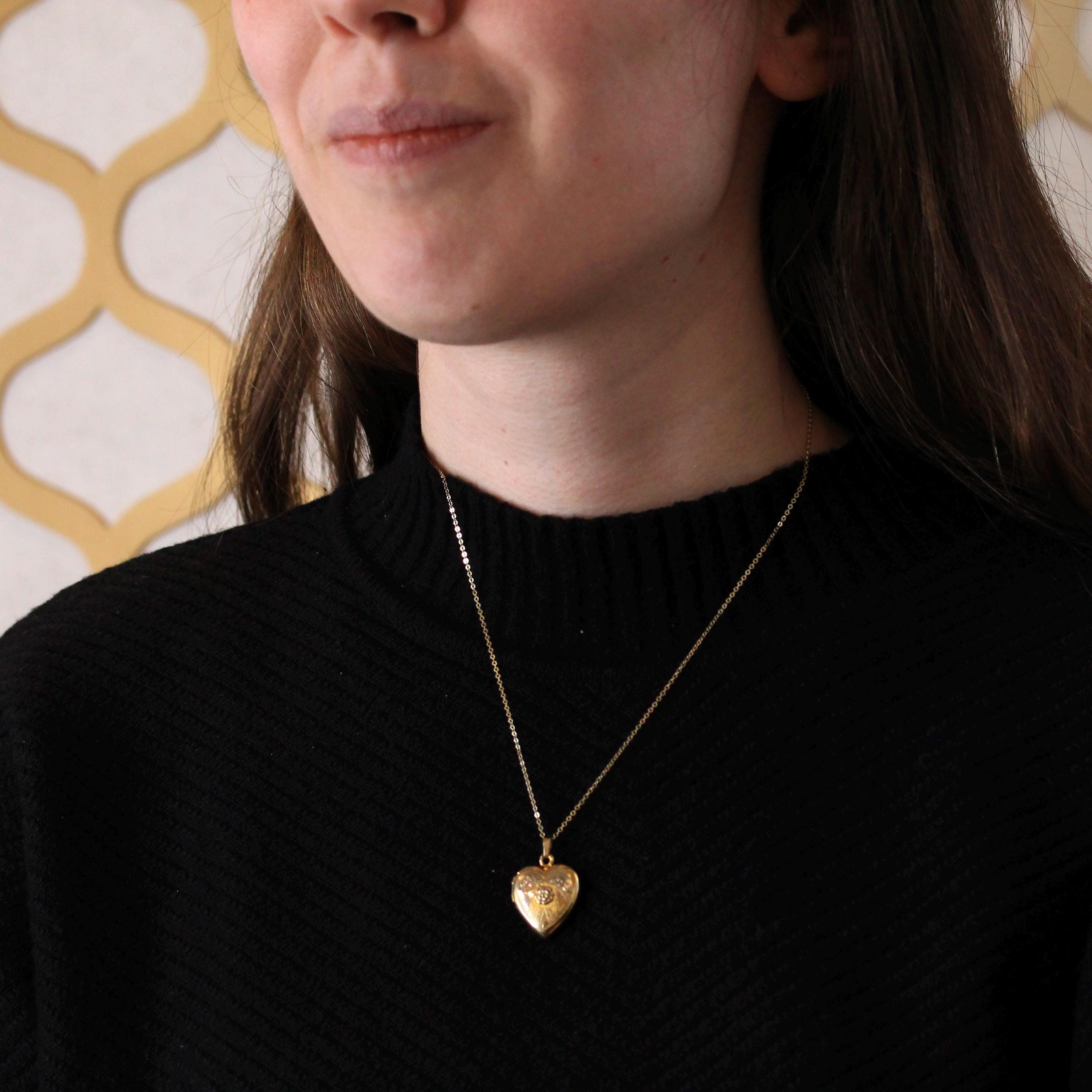 Floral Heart Locket - Retro 12k Gold Filled Heart Shaped Raised Flower Pendant Necklace - Vintage Circa 1940s Era Keepsake Photo 40s Jewelry